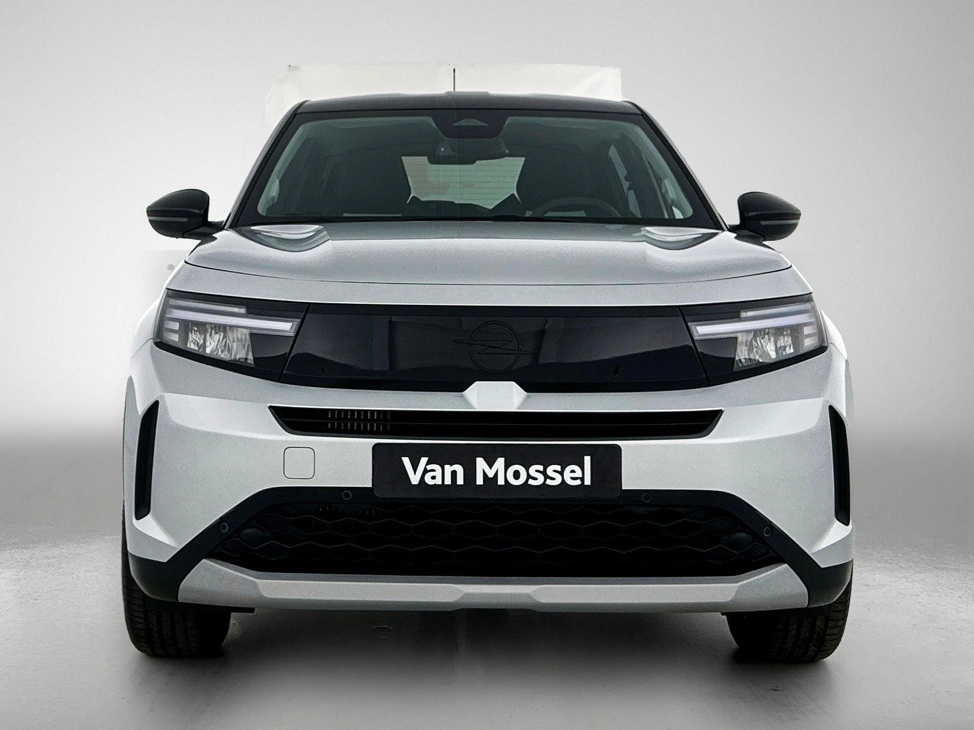 Opel-Frontera-image-4