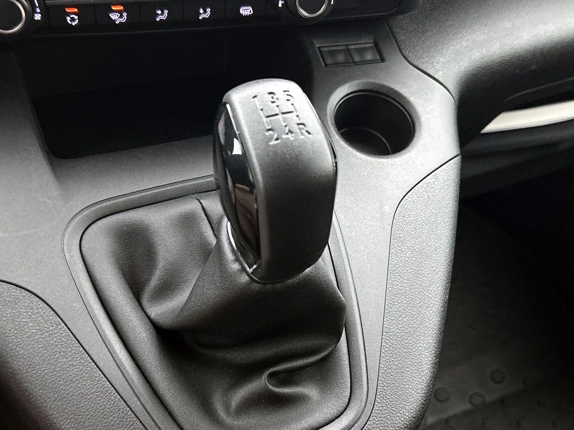 Opel-Combo-image-27
