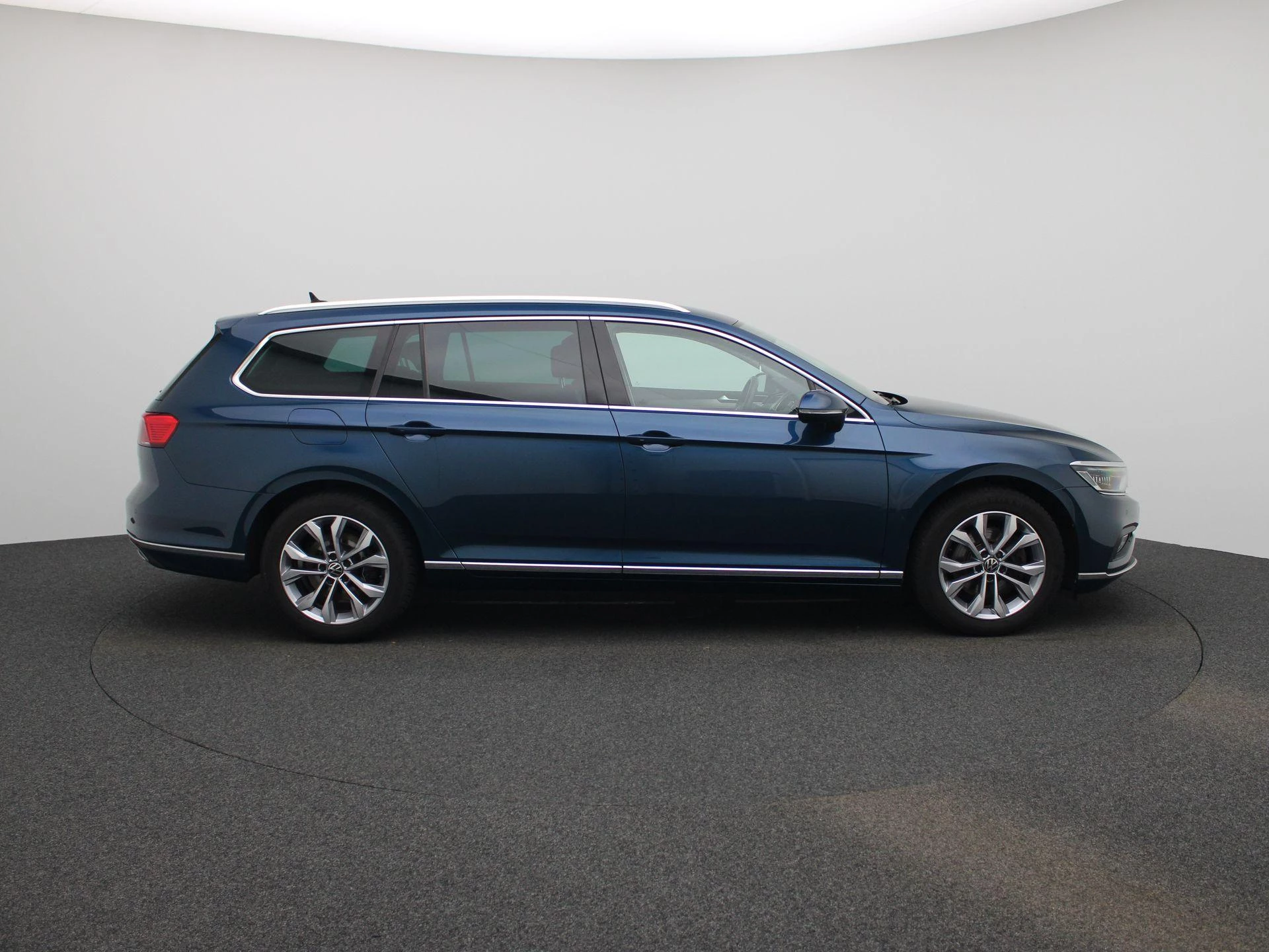 Volkswagen Passat Variant 2.0 TDI 90kW DSG Elegance Business