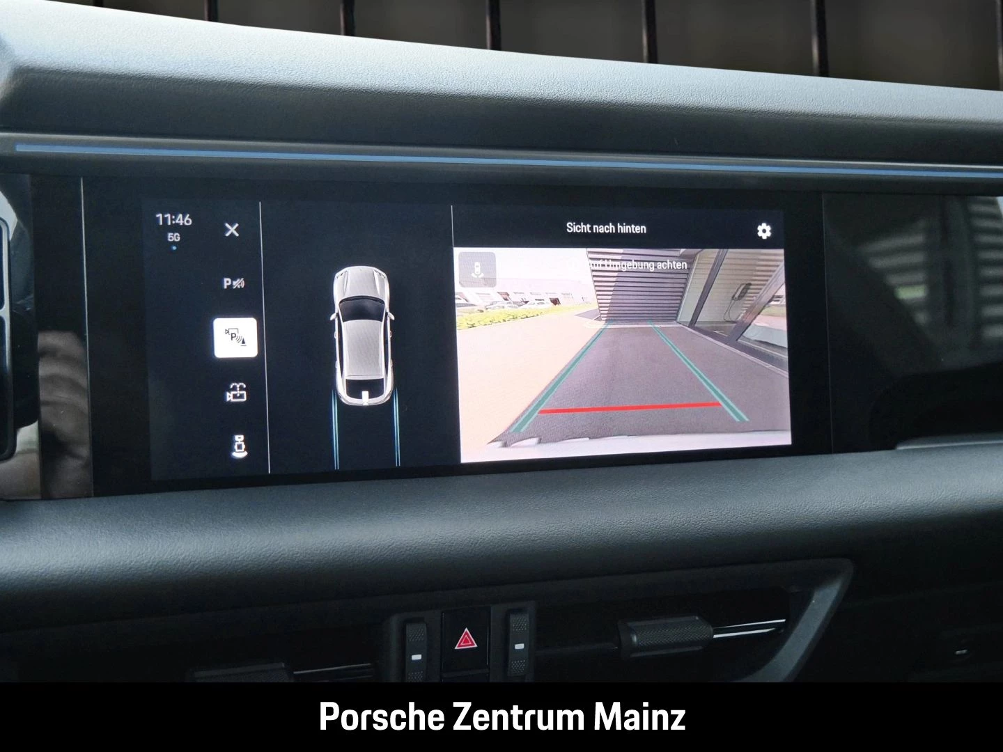 Porsche Macan 4 Luftfederung PASM 21-Zoll LED-Matrix -