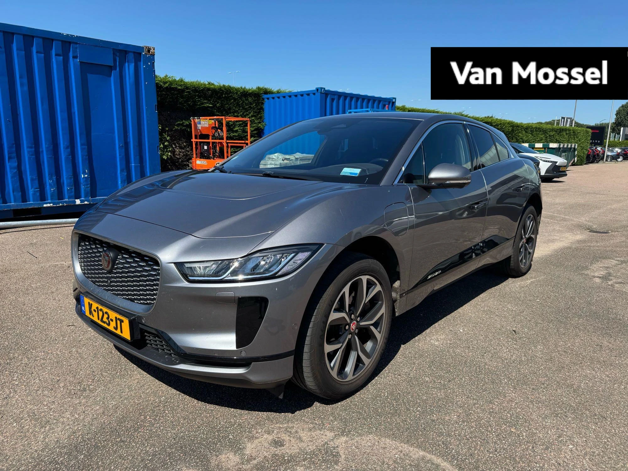 Jaguar-I-PACE-image-0