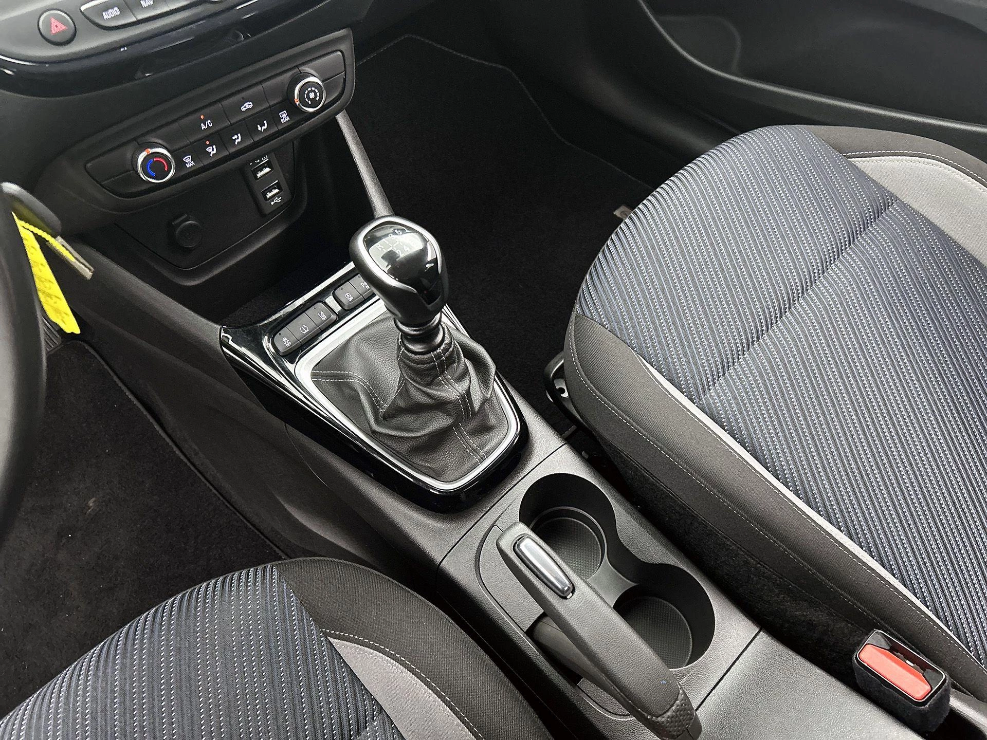 Opel-Crossland X-image-24