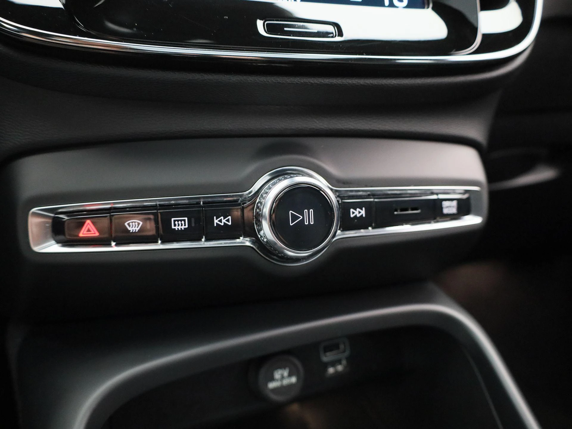 Volvo-XC40-image-30