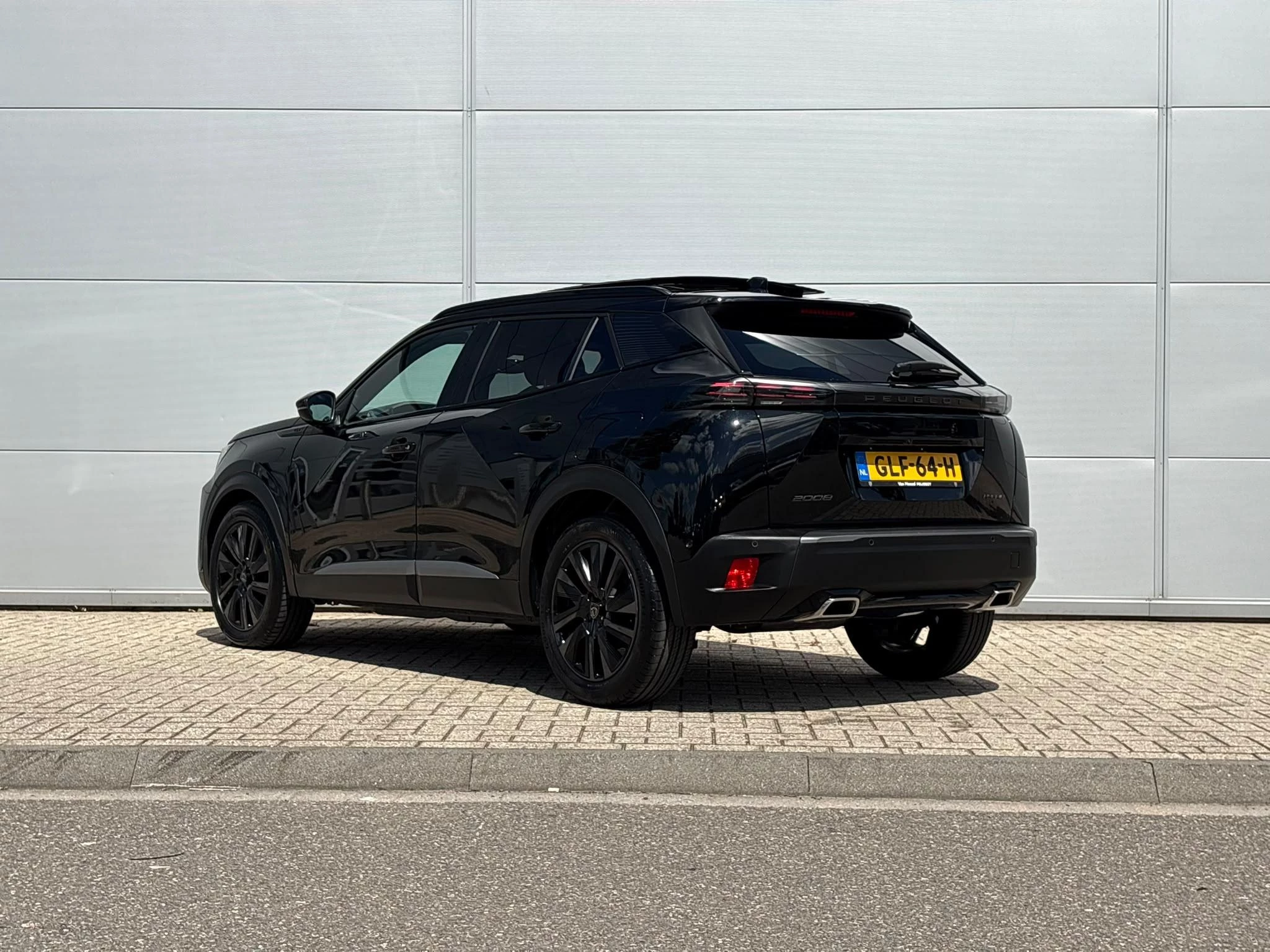 Peugeot-2008-image-3