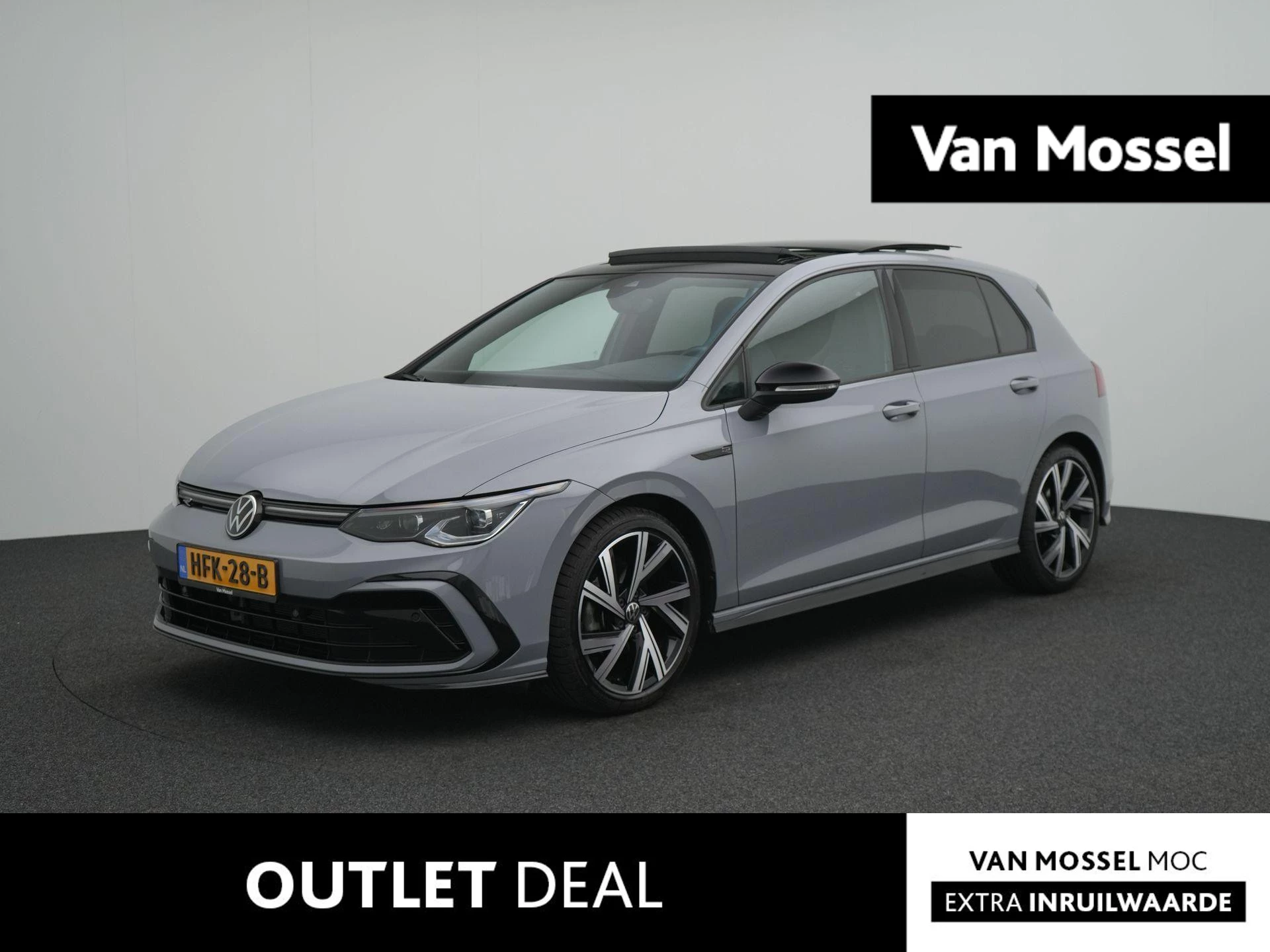 Volkswagen-Golf-image-0