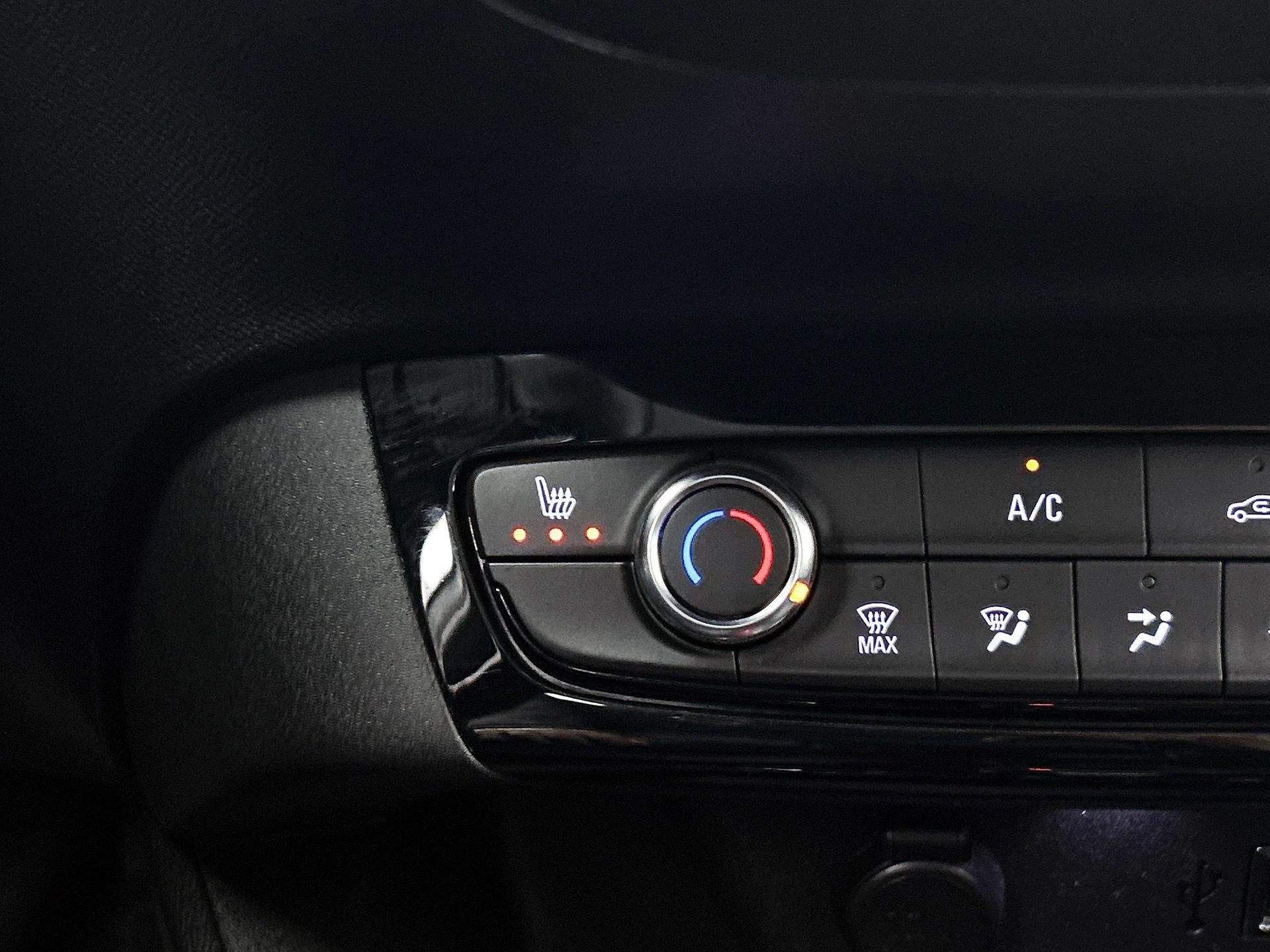 Opel-Corsa-image-7