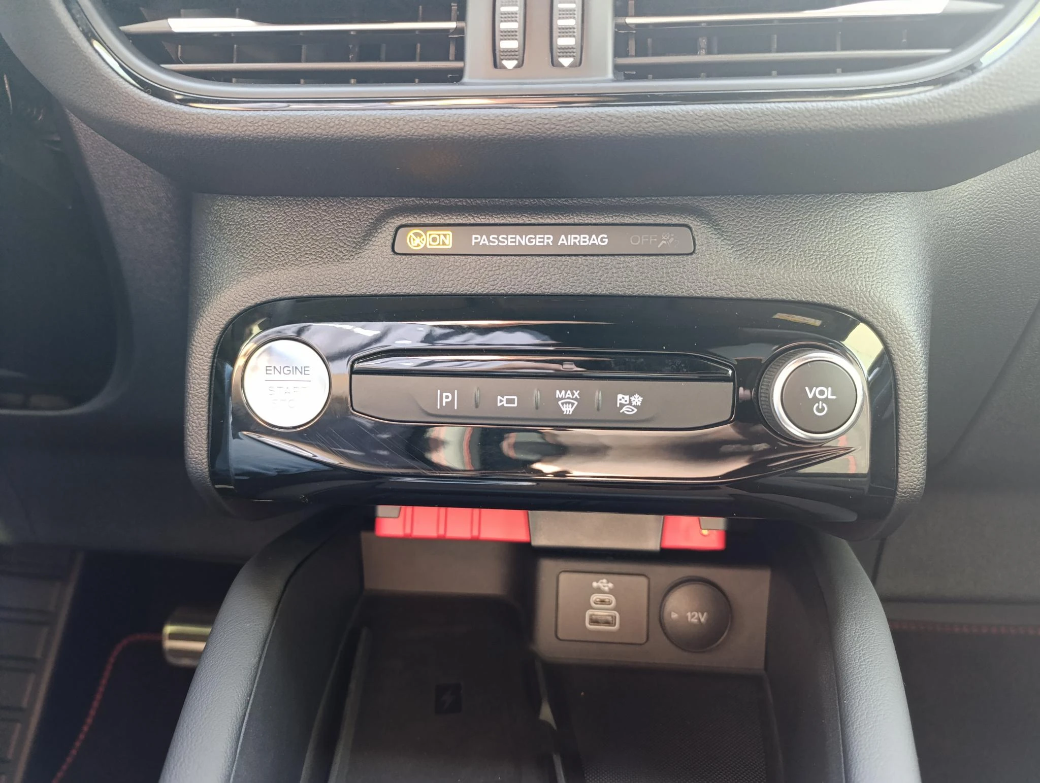 Ford-Kuga-image-15