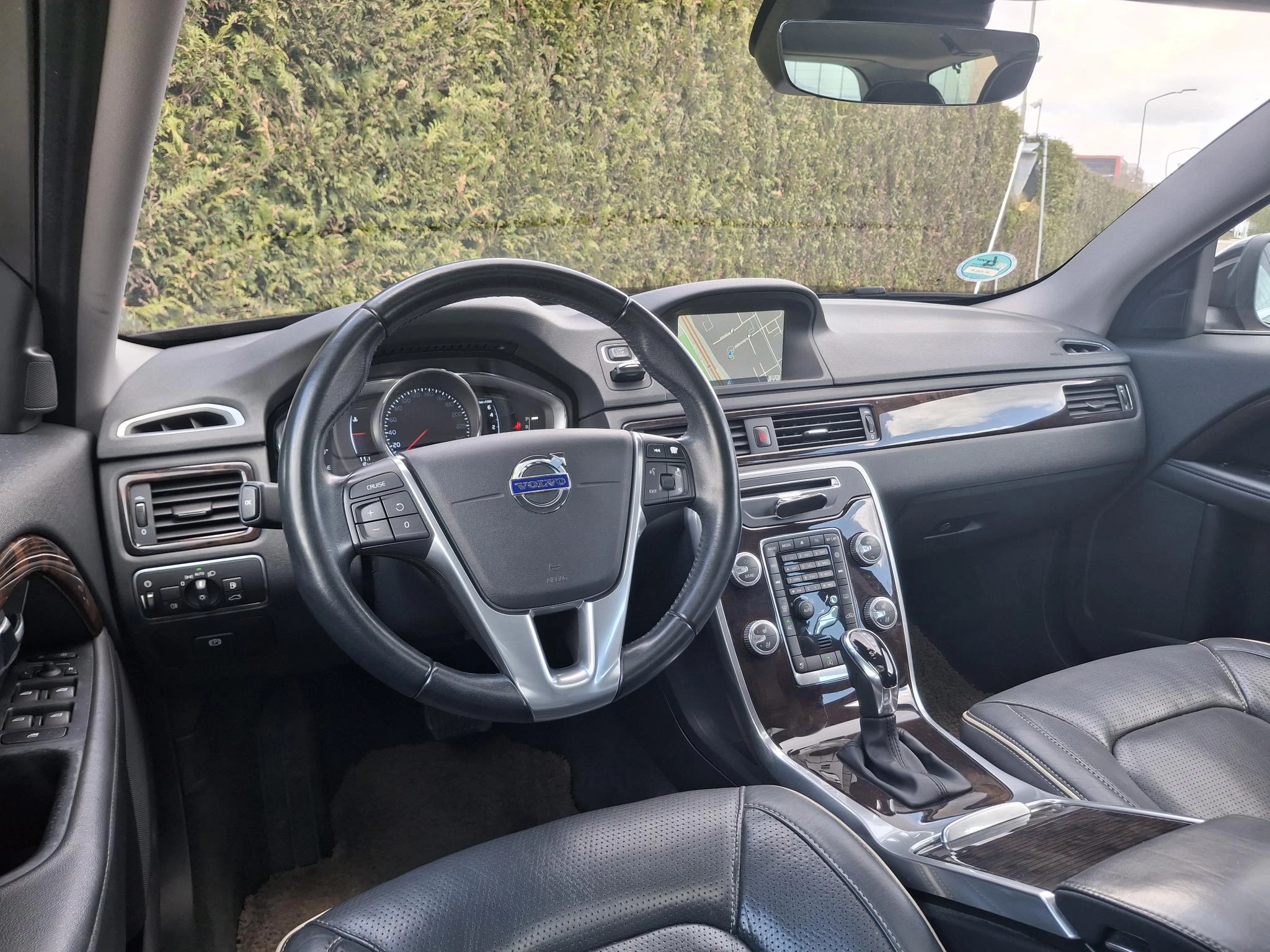 Volvo-V70-image-29