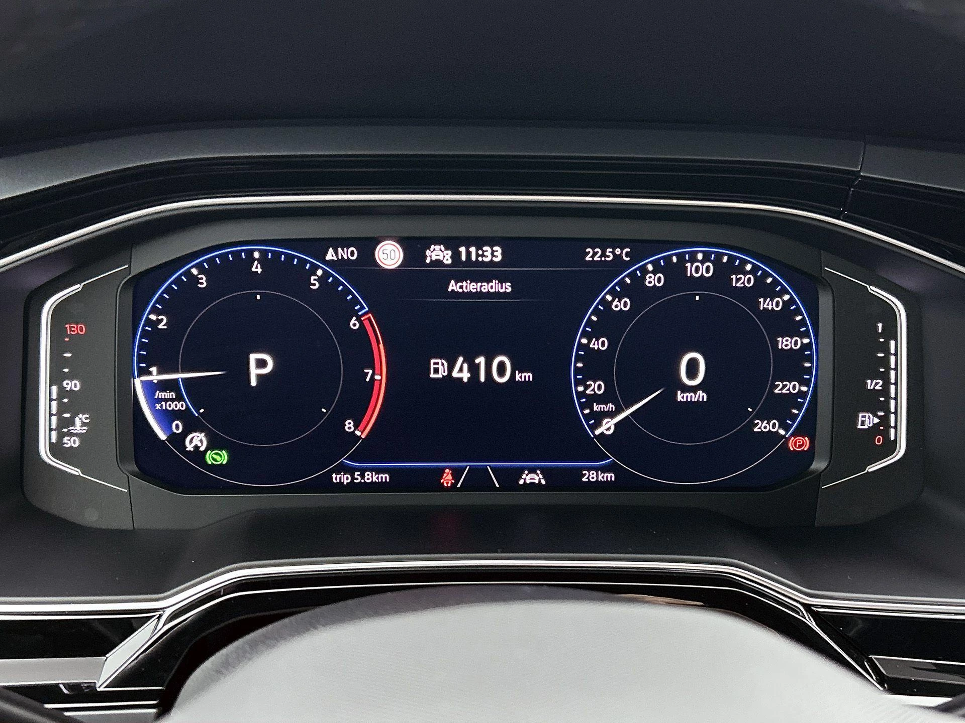 Volkswagen-Polo-image-17