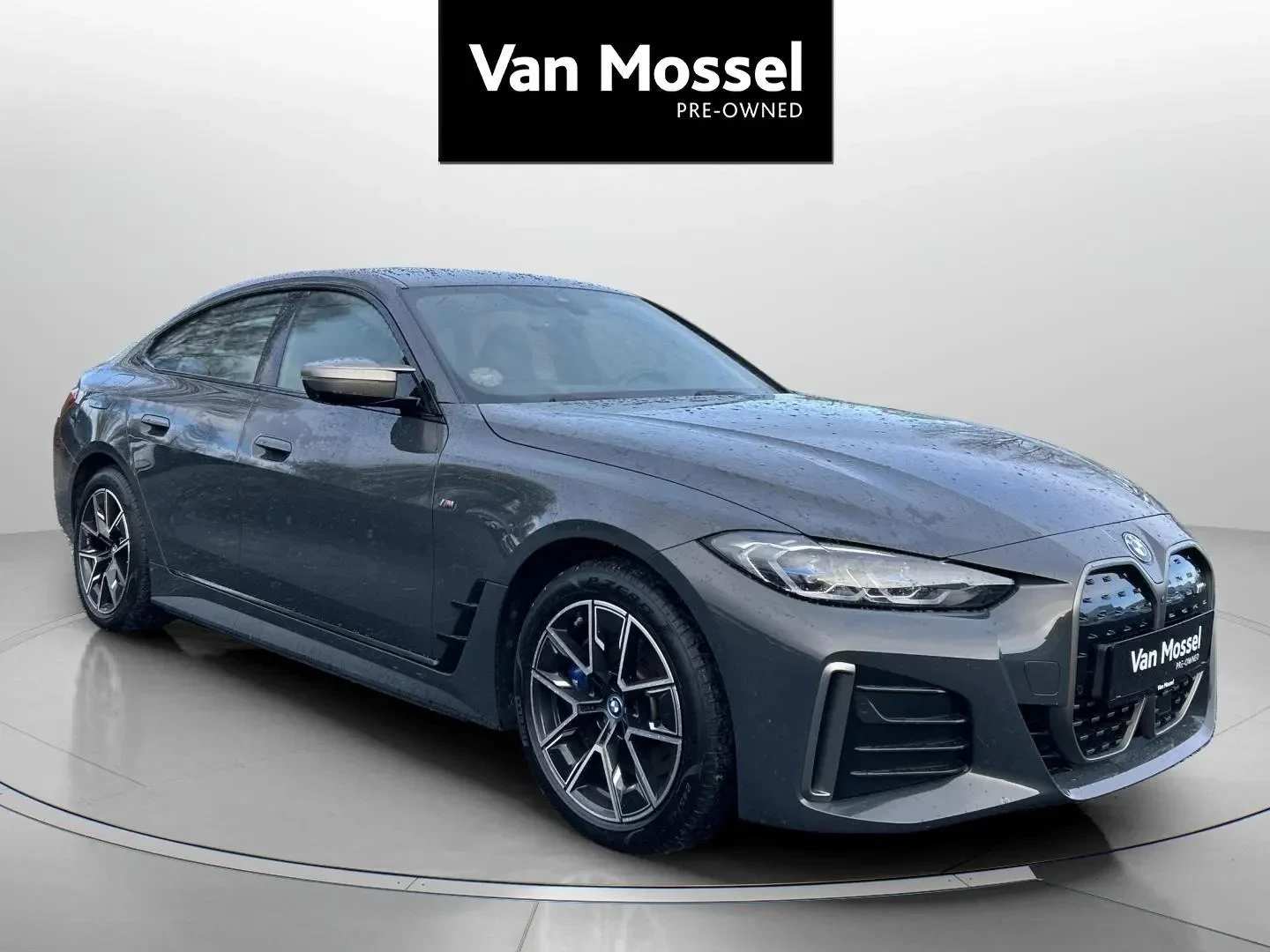 BMW-i4-image-2