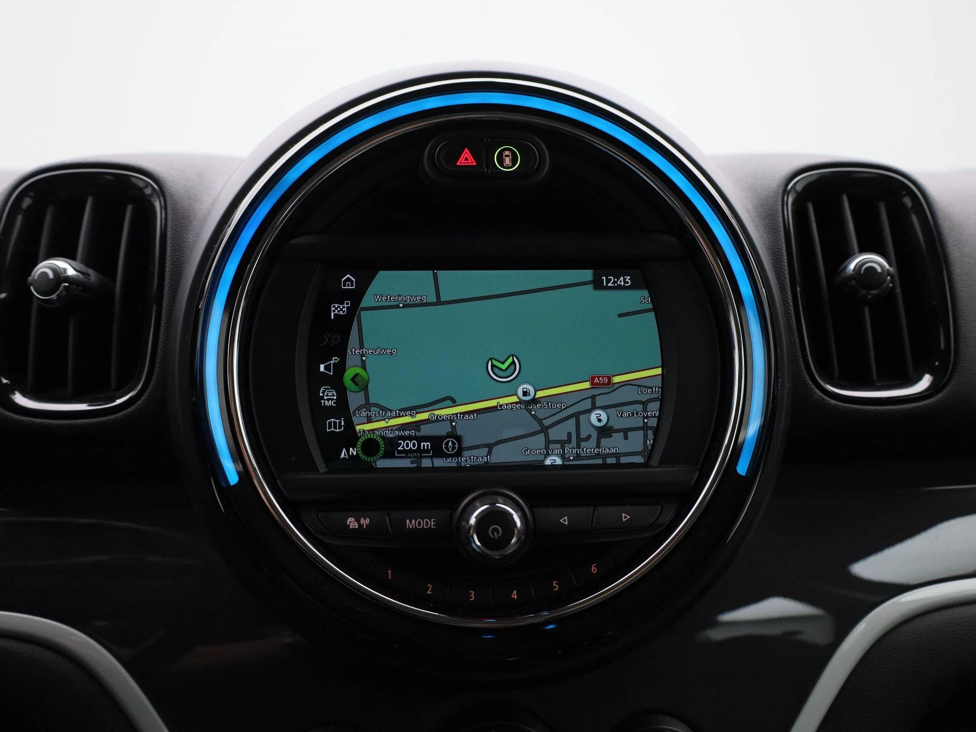 MINI-Countryman-image-15