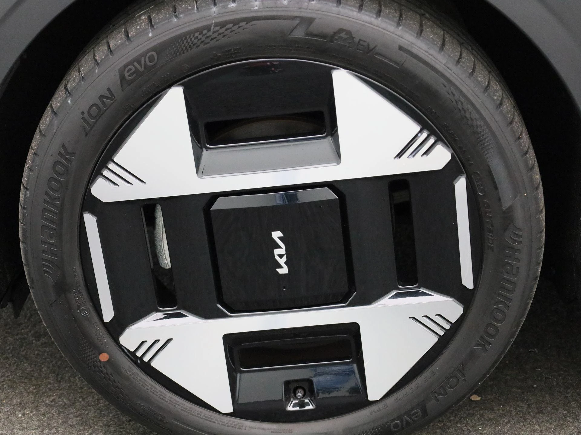 Kia-EV3-image-34