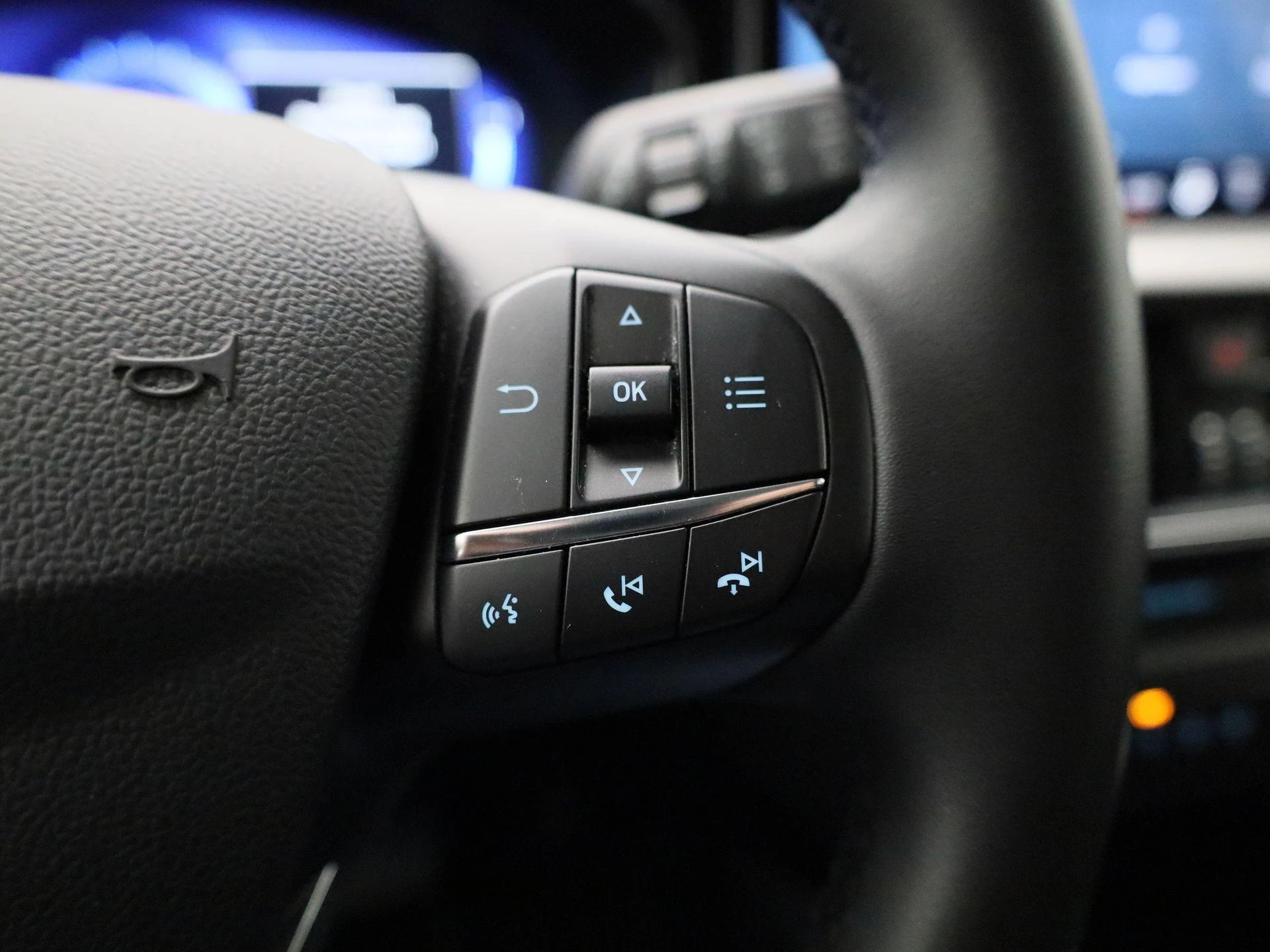 Ford Focus Wagon 1.0 EcoBoost Hybrid Titanium X