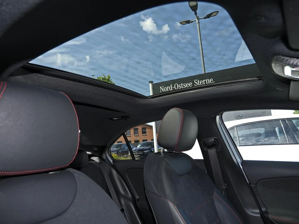 Mercedes-Benz-A-Klasse 200-image-14