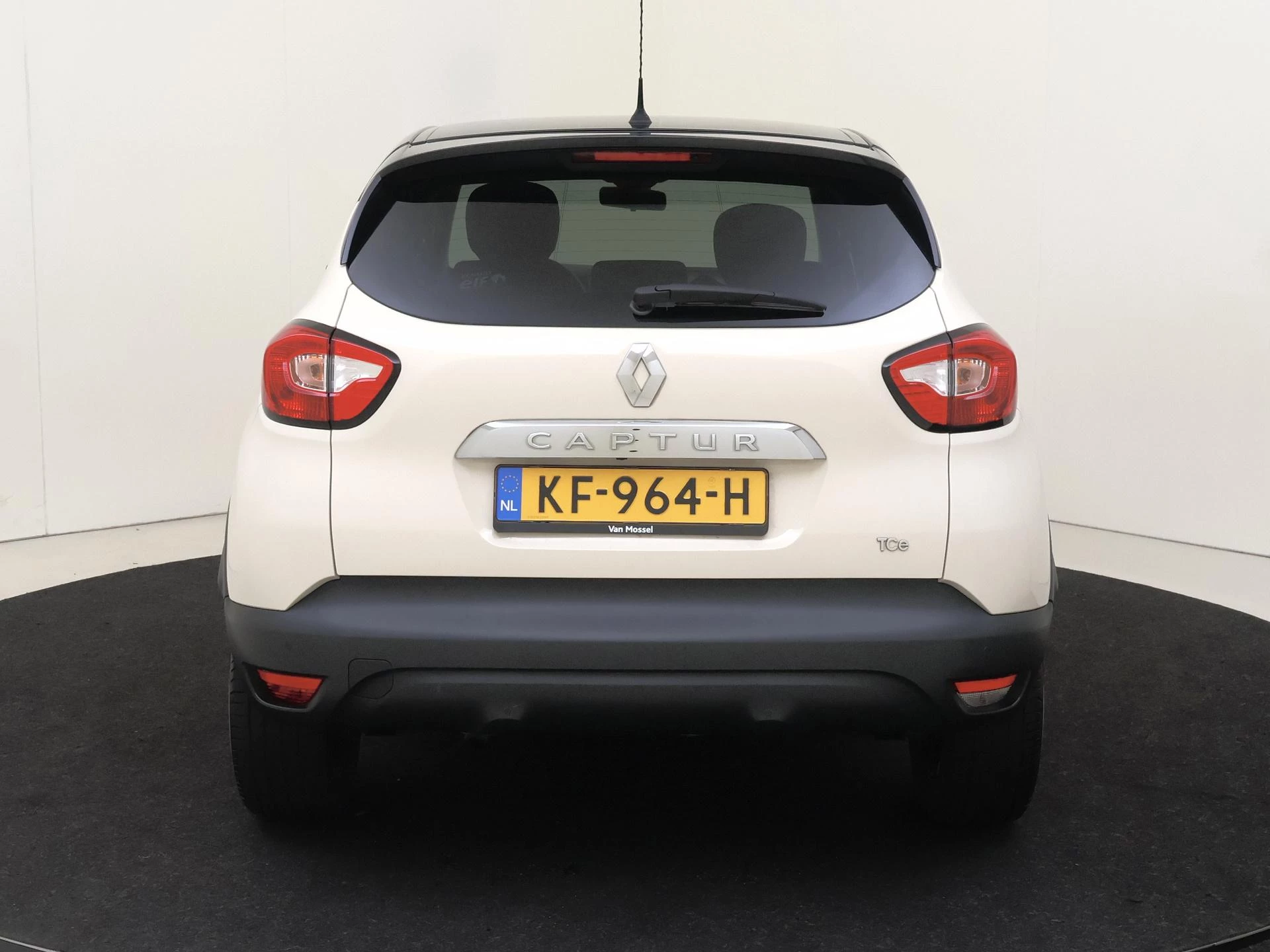 Renault-Captur-image-6