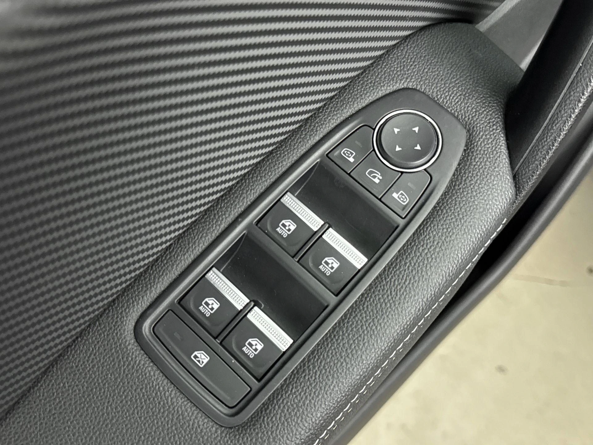 Renault-Captur-image-13