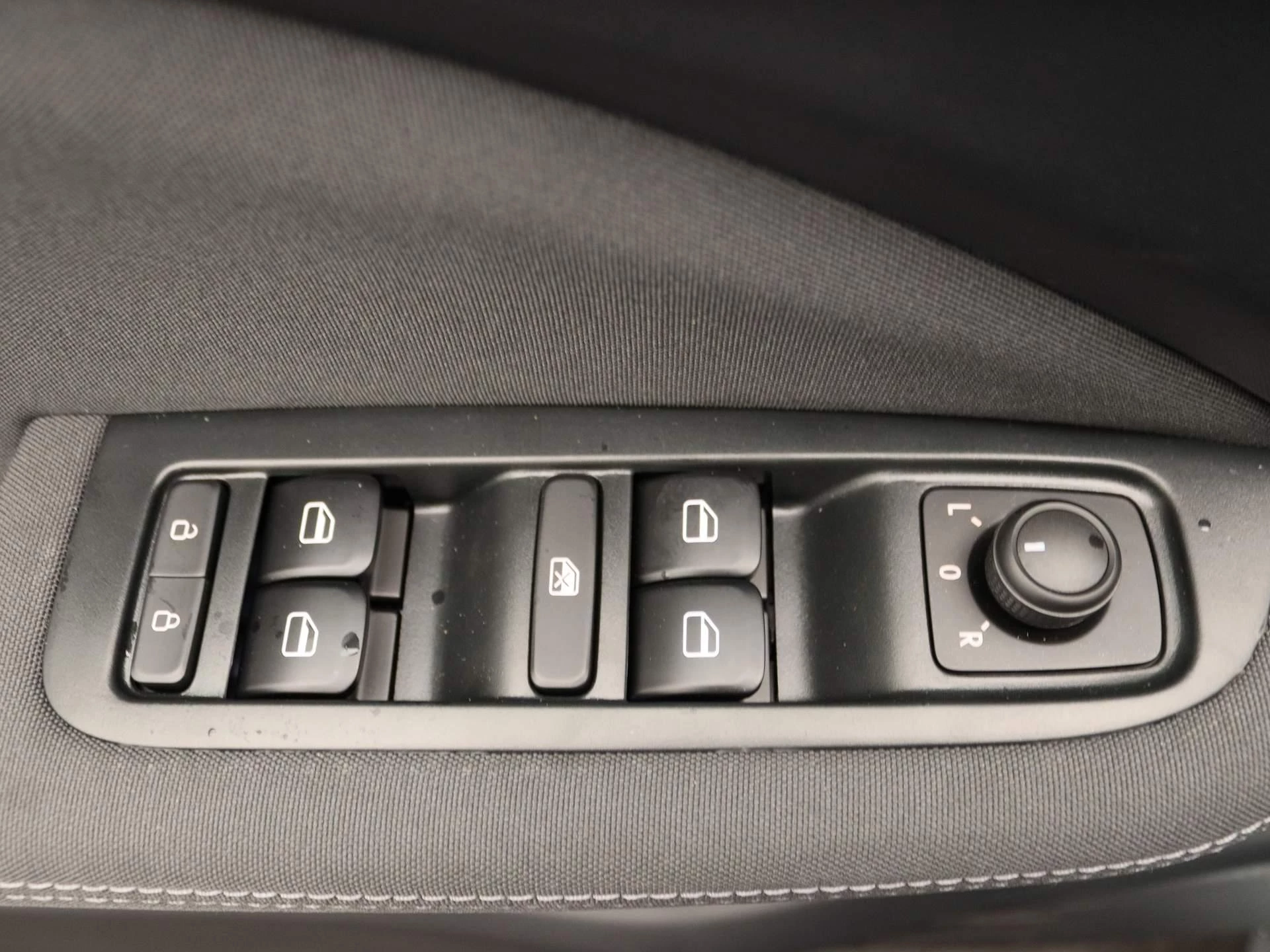 Leapmotor-T03-image-19