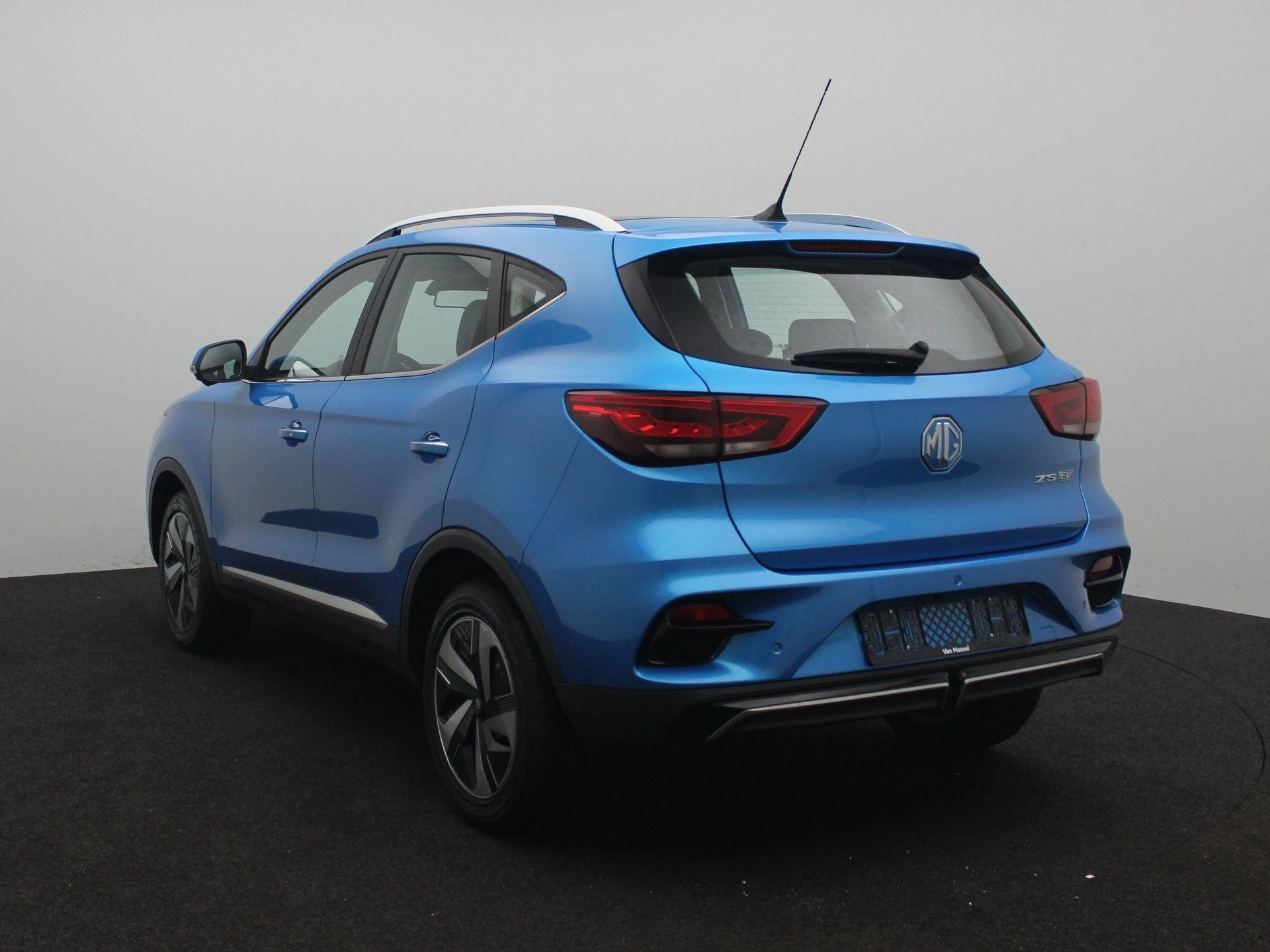 MG ZS EV Standard Range Luxury 50 kWh