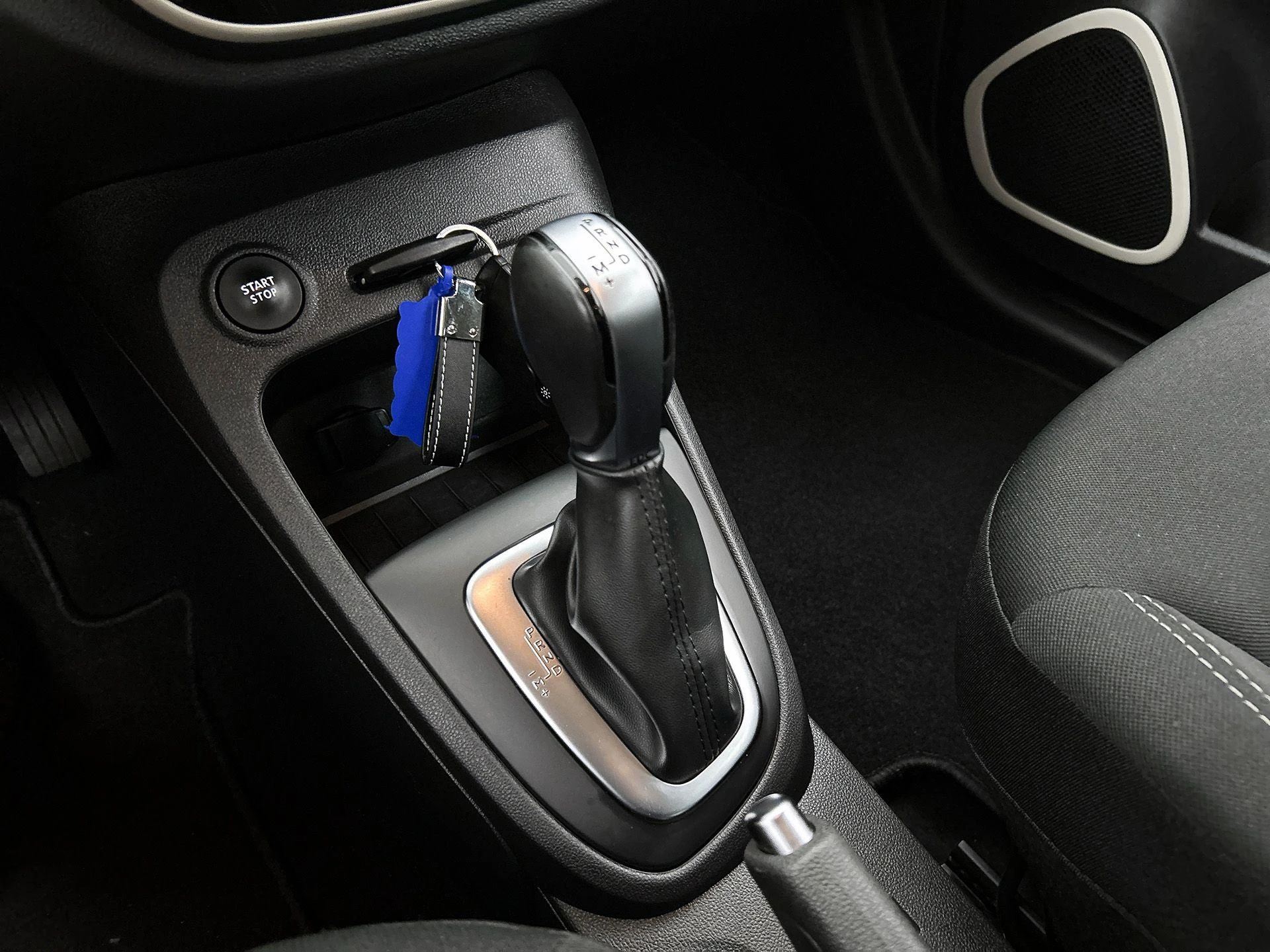 Renault-Captur-image-24