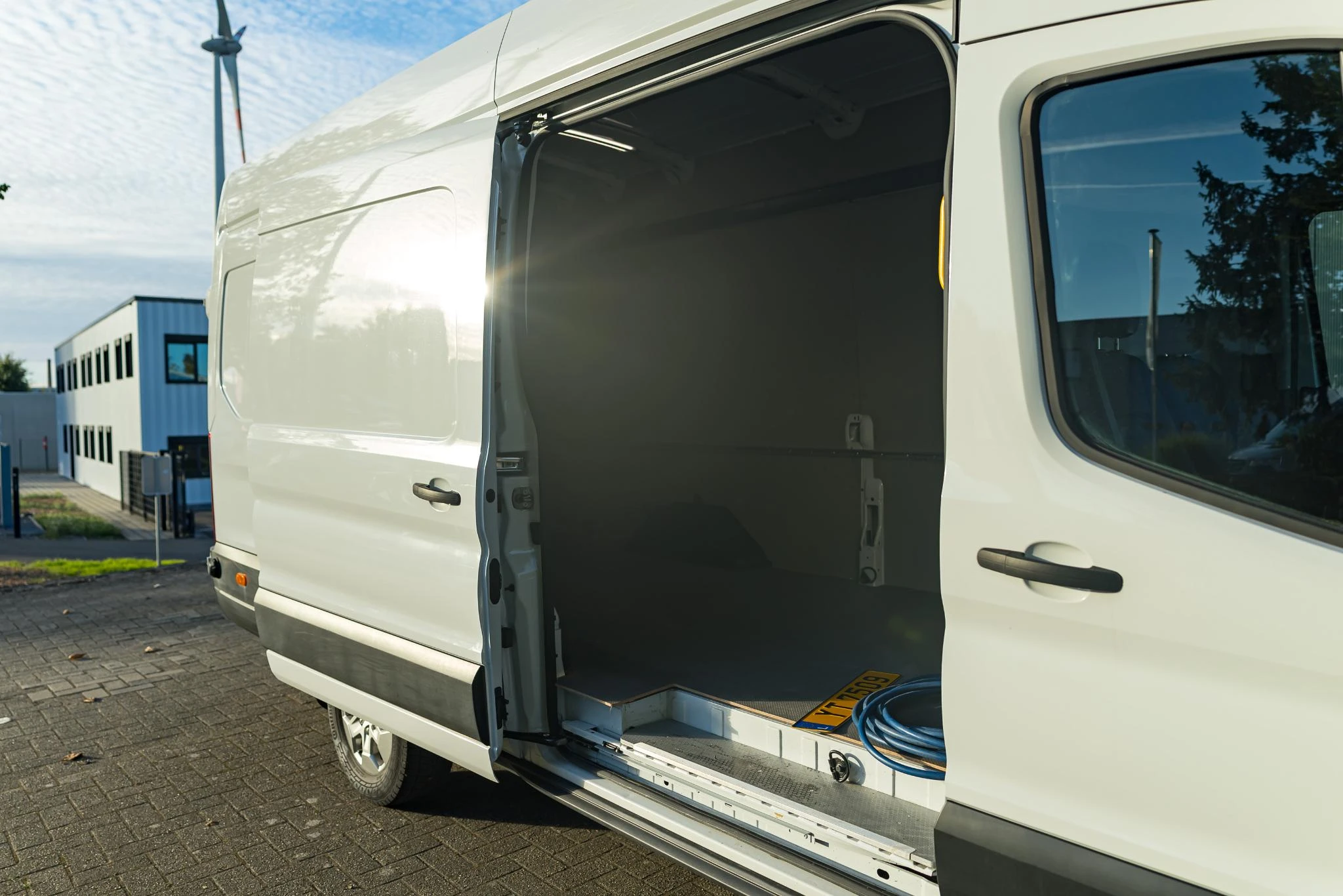 Ford-E-Transit-image-10