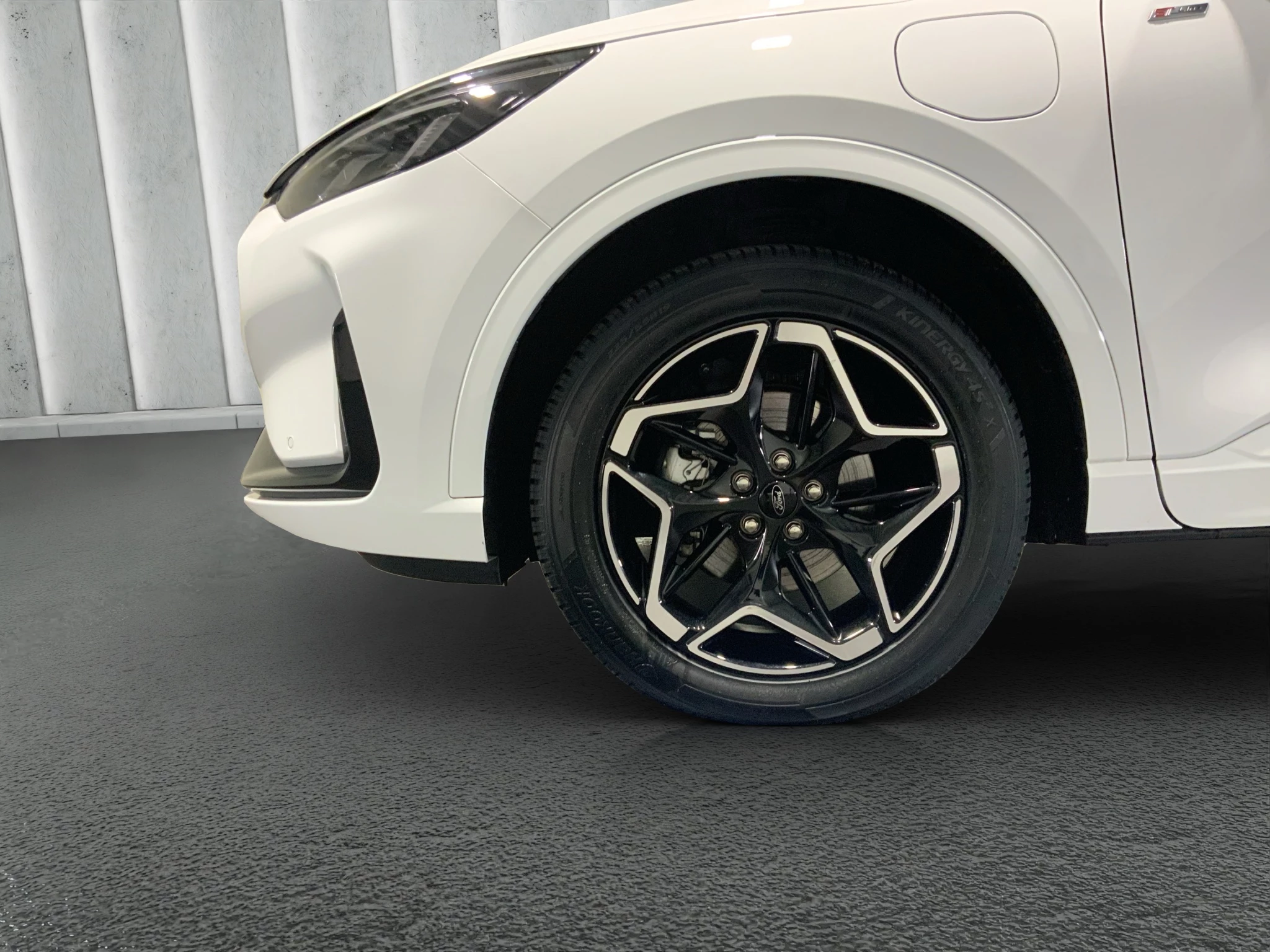 Ford Kuga ST-Line 5-Türer 2.5 l Duratec PHEV