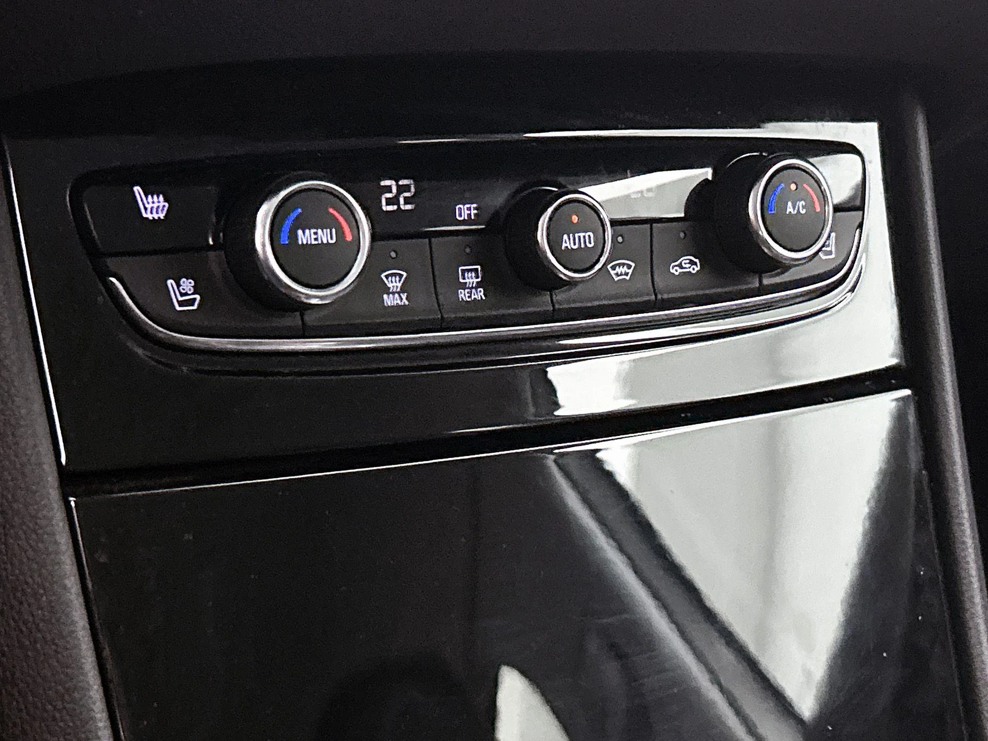 Opel-Grandland X-image-28