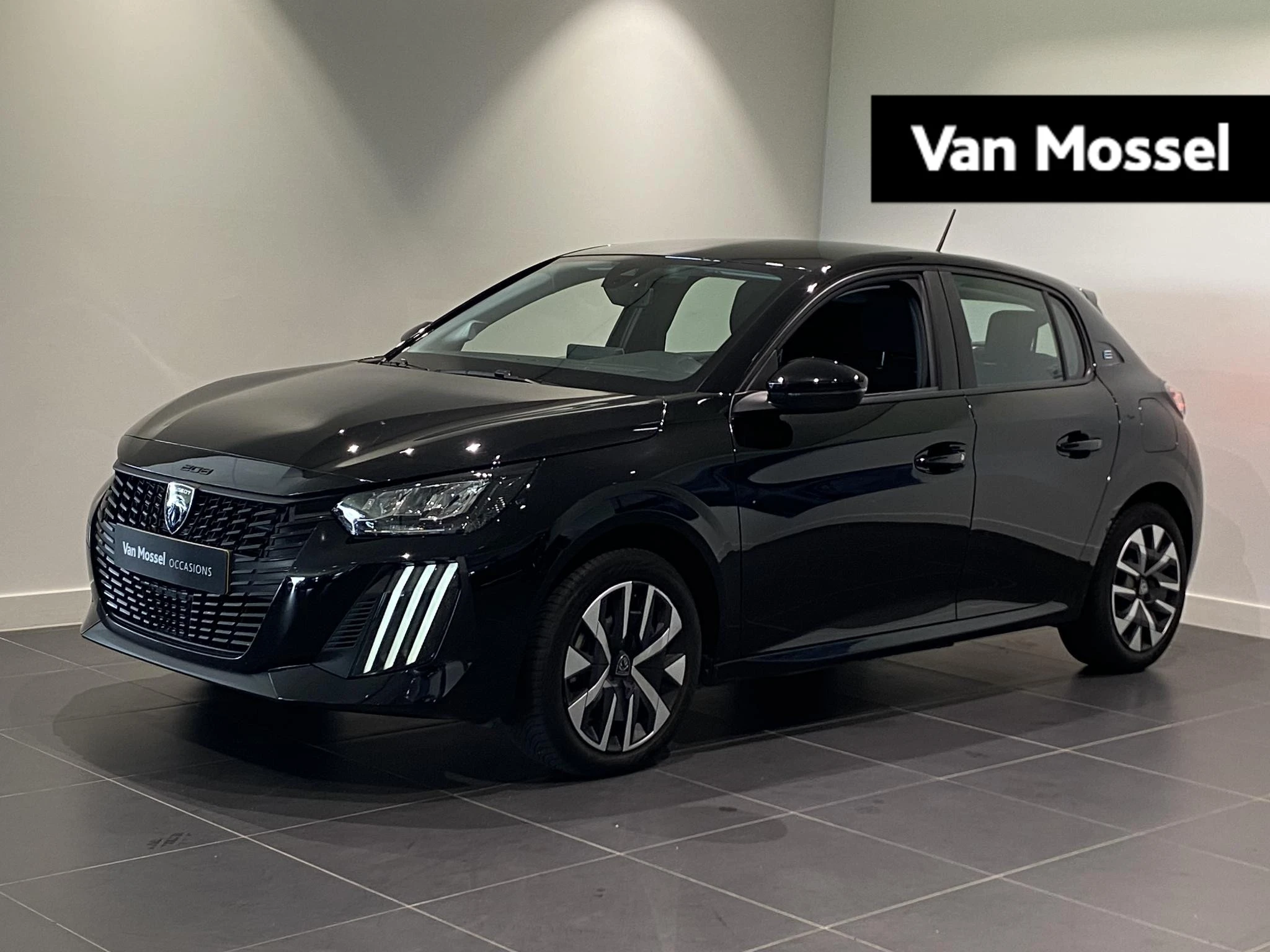 Peugeot-e-208-image-0
