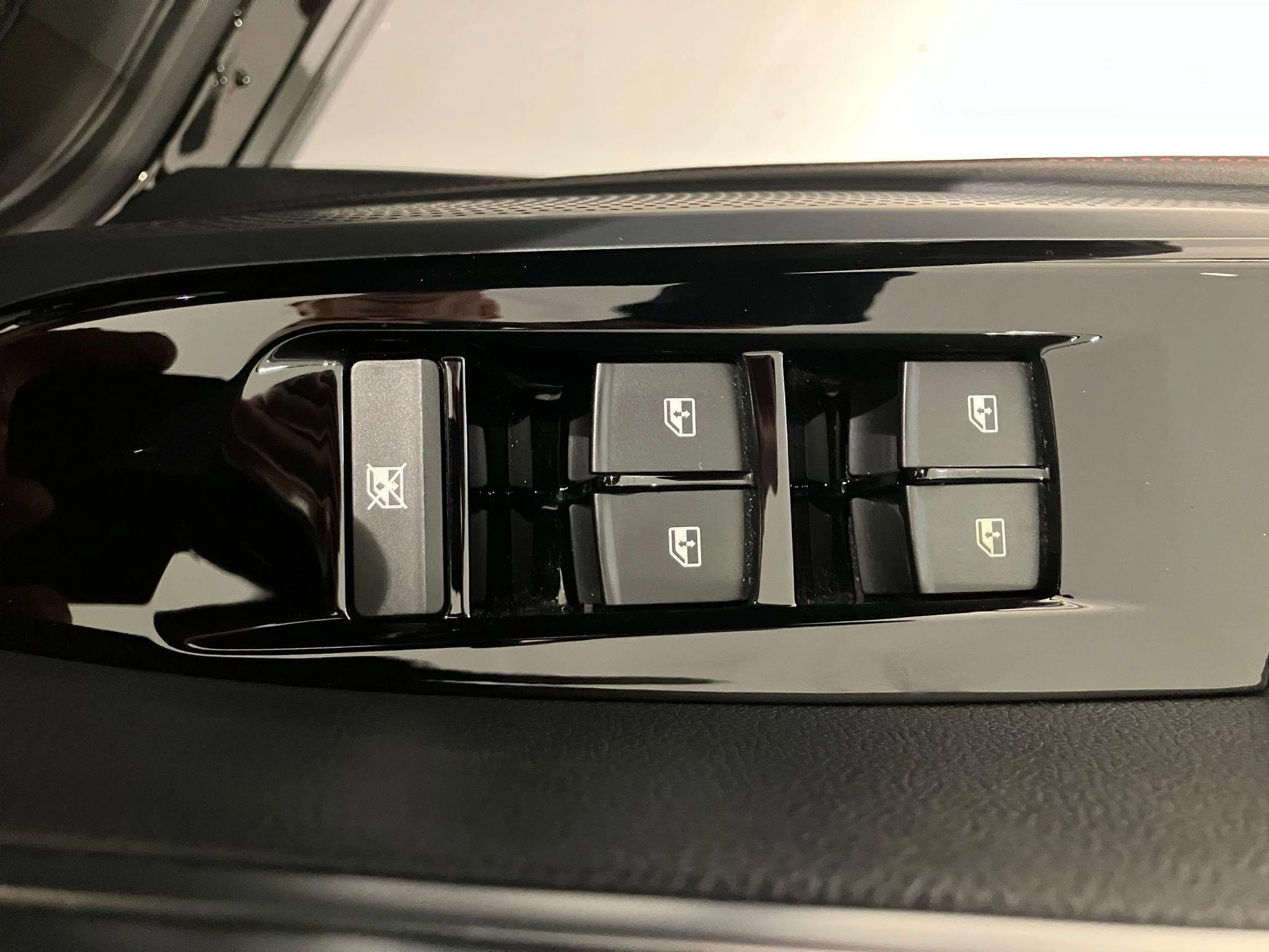 Maxus-eUNIQ6-image-21