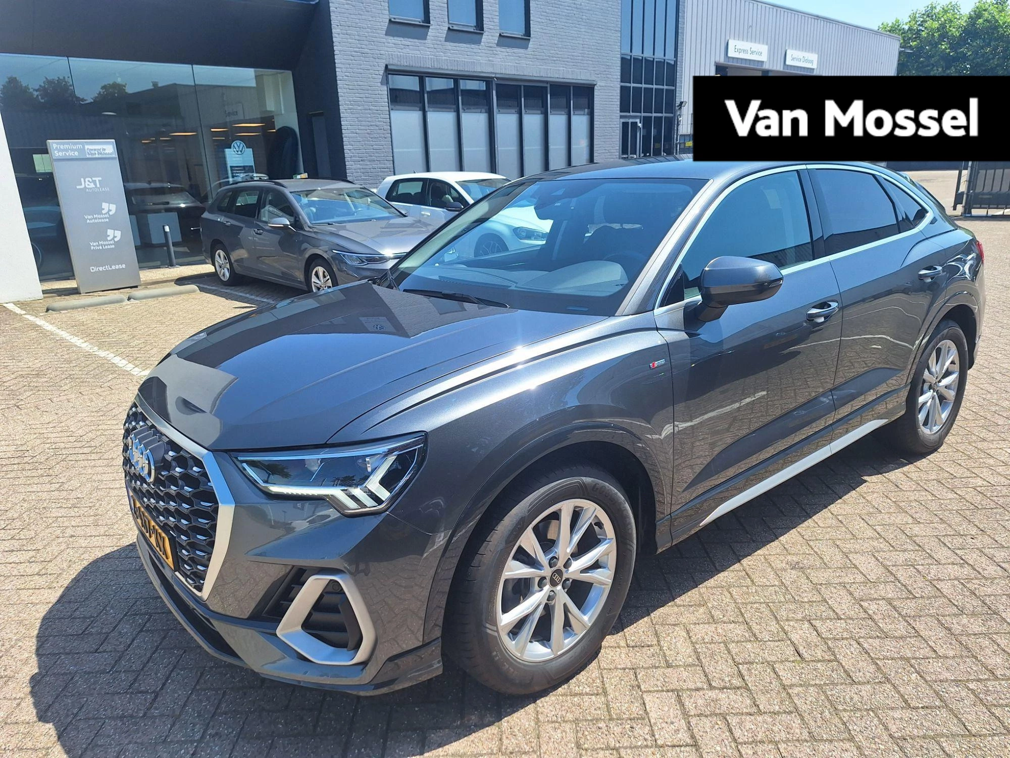 Audi-Q3-image-0