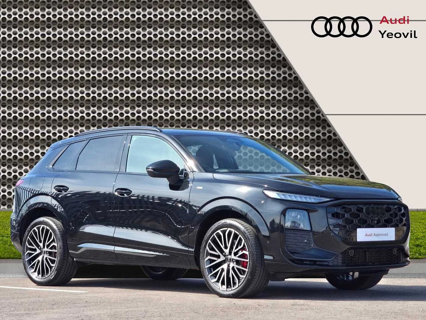 Audi-Q3-image-16