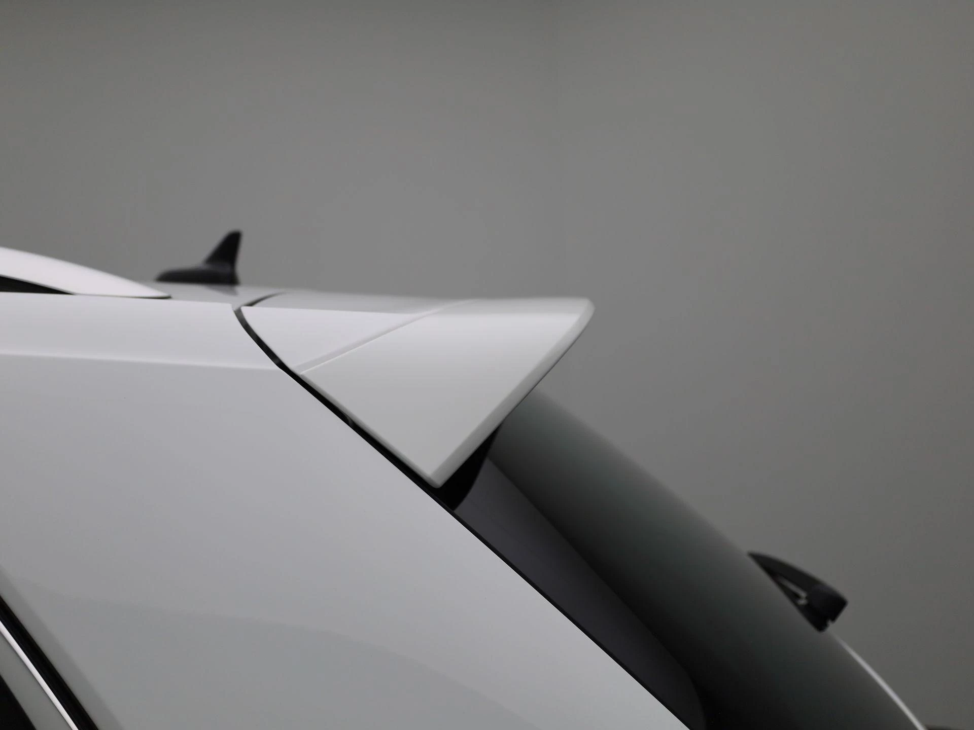 Volkswagen-Tiguan-image-59