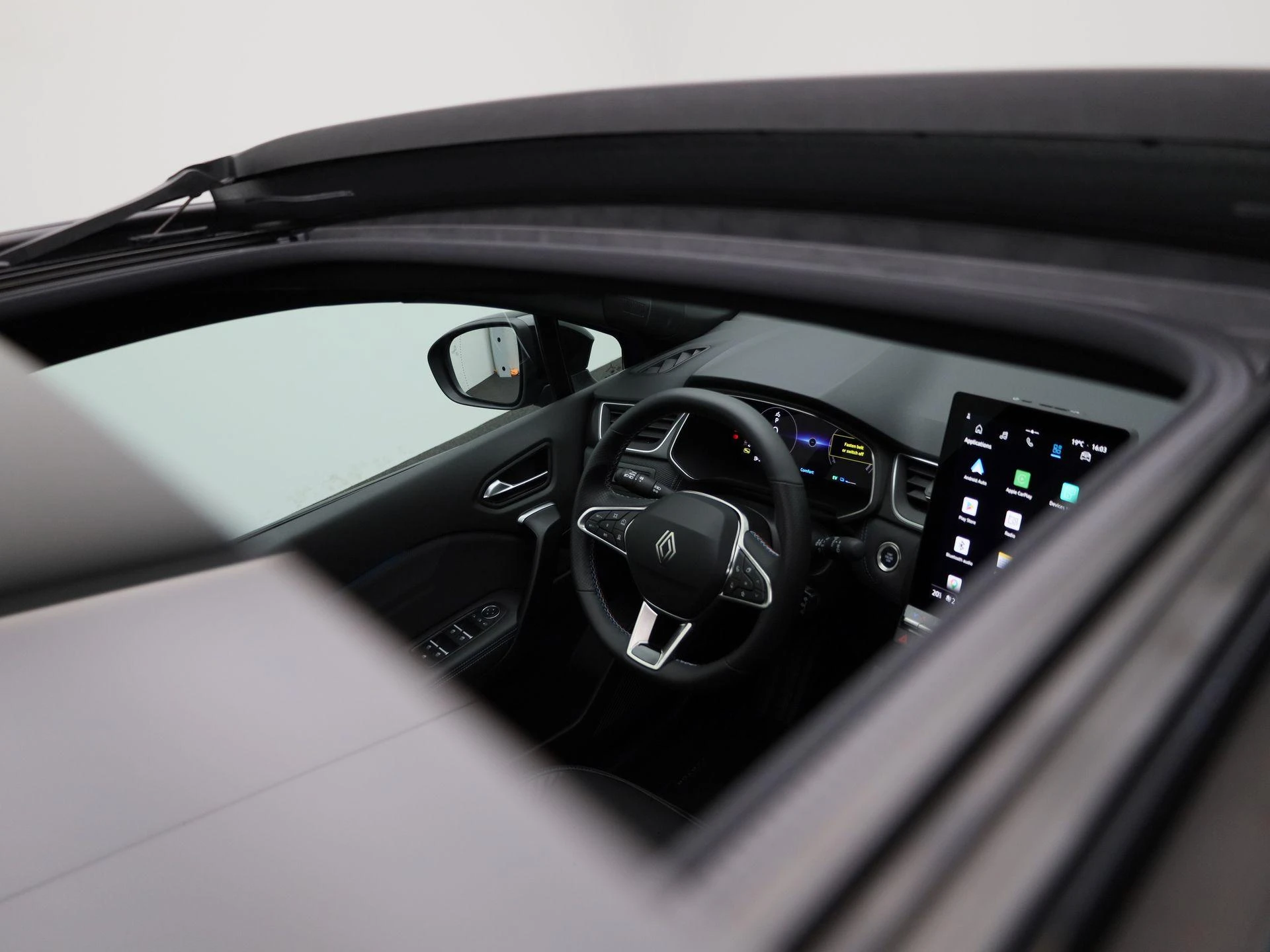 Renault-Captur-image-38
