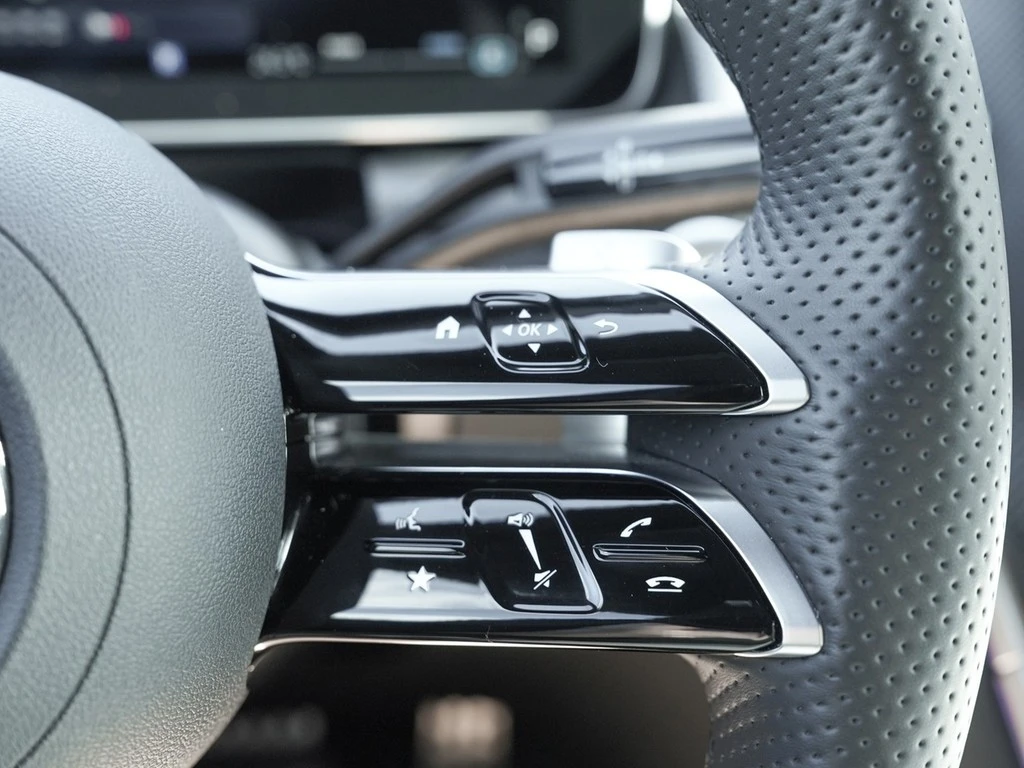 Mercedes-Benz-GLC-image-14