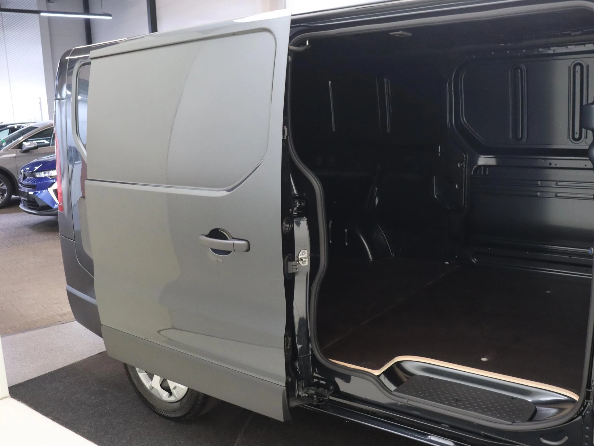 Renault-Trafic-image-5