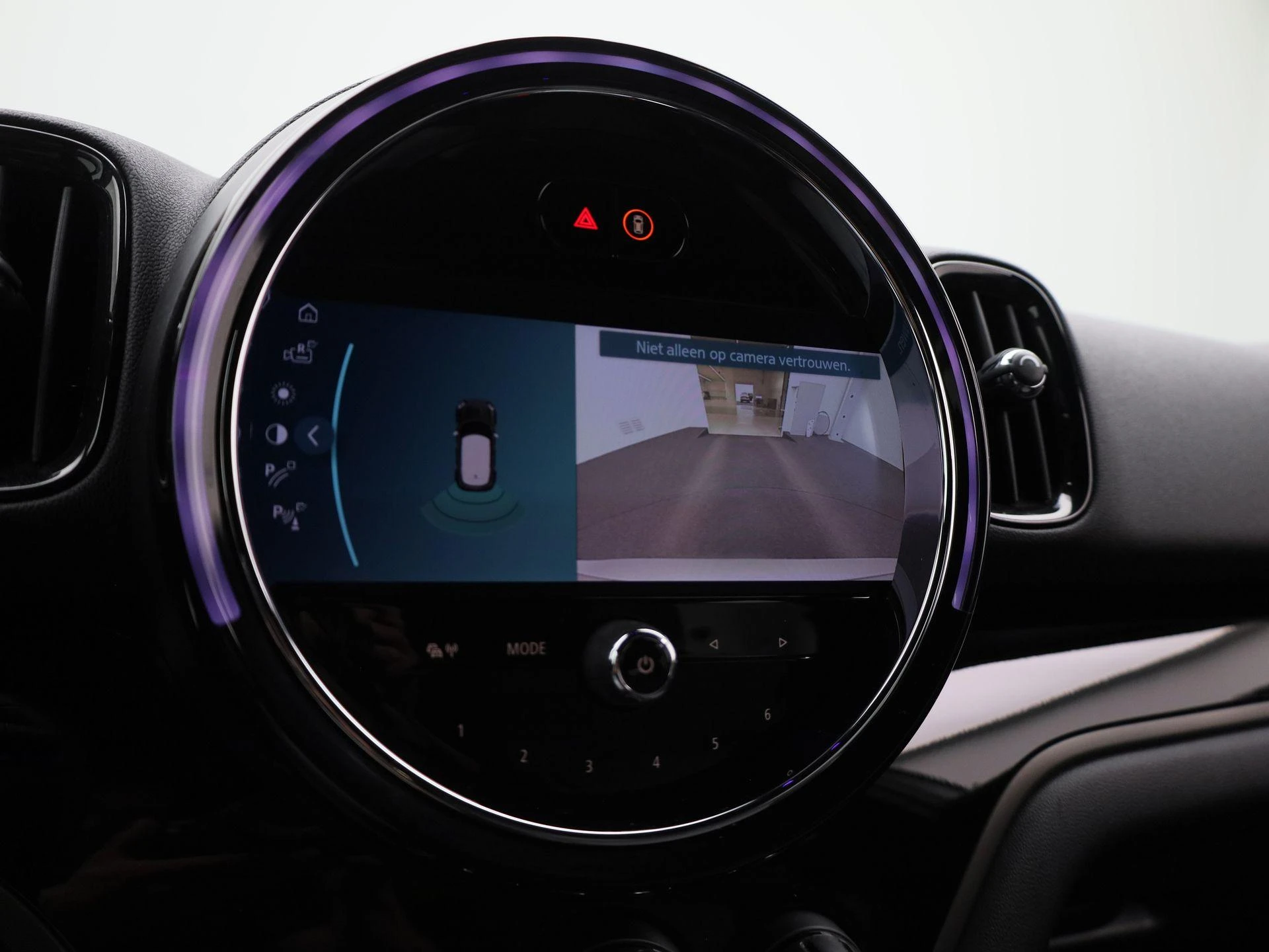 MINI-Countryman-image-24