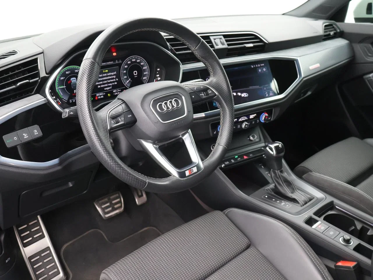 Audi-Q3-image-9