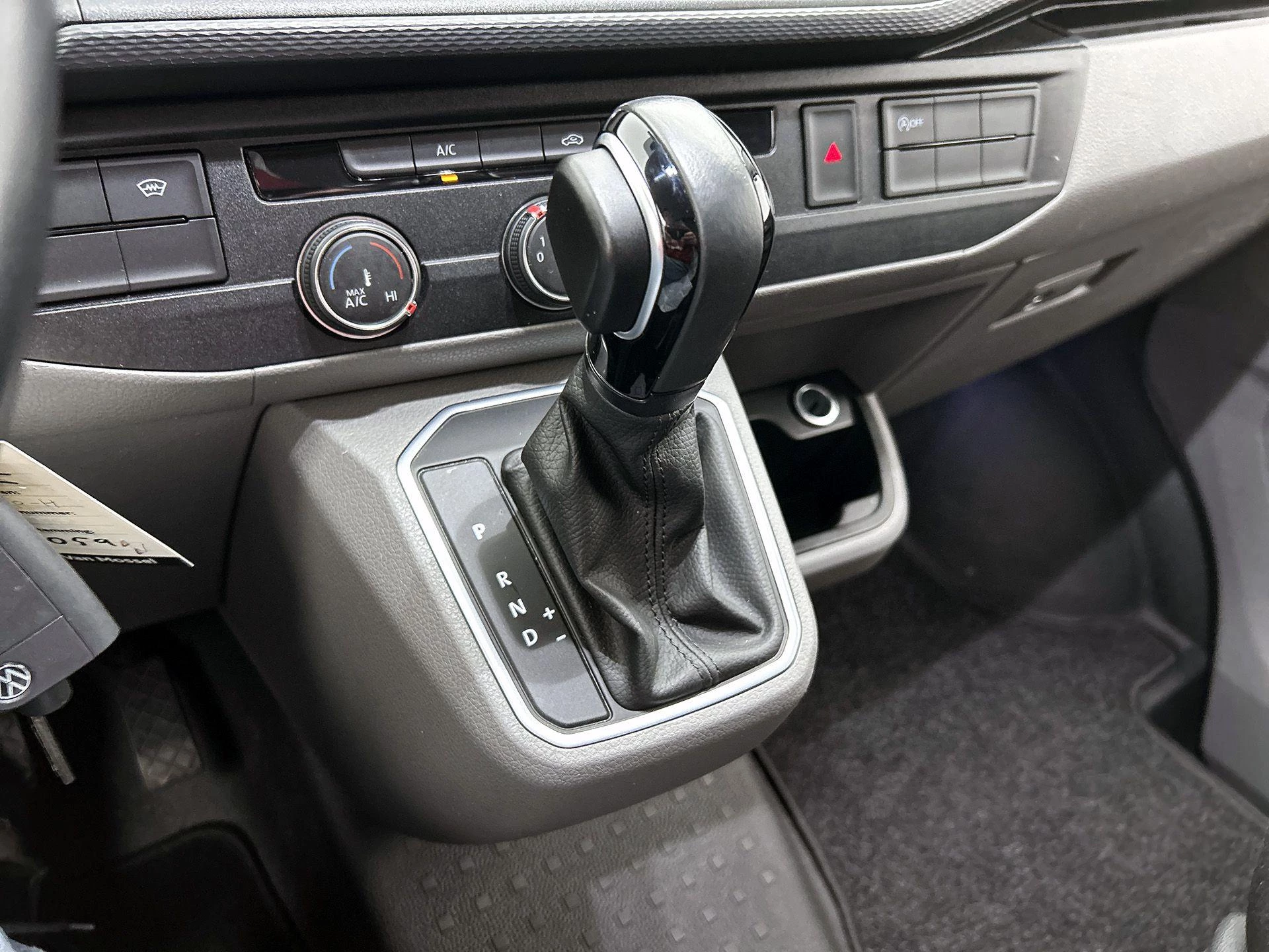 Volkswagen Transporter 2.0 TDI L1H1 Comfortline 150PK