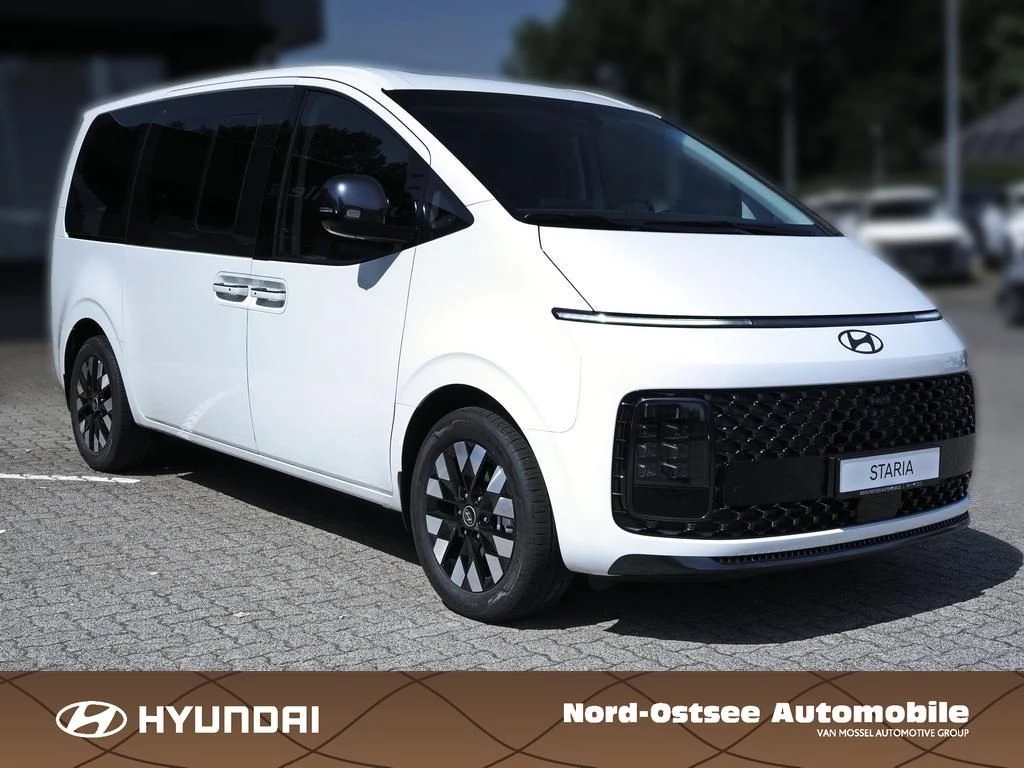 Hyundai Staria HEV 7-Sitzer Signature Panoramadach