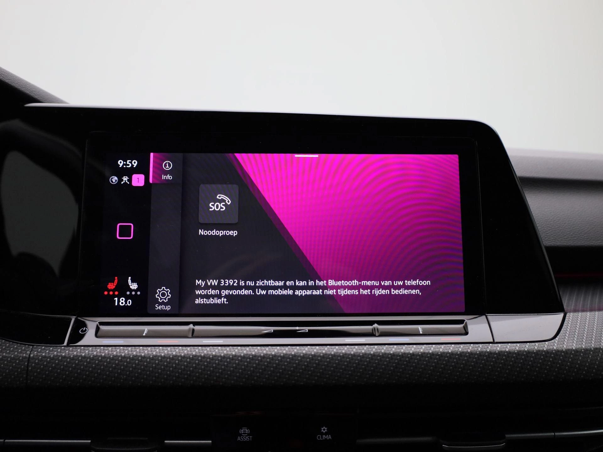 Volkswagen-Golf-image-21