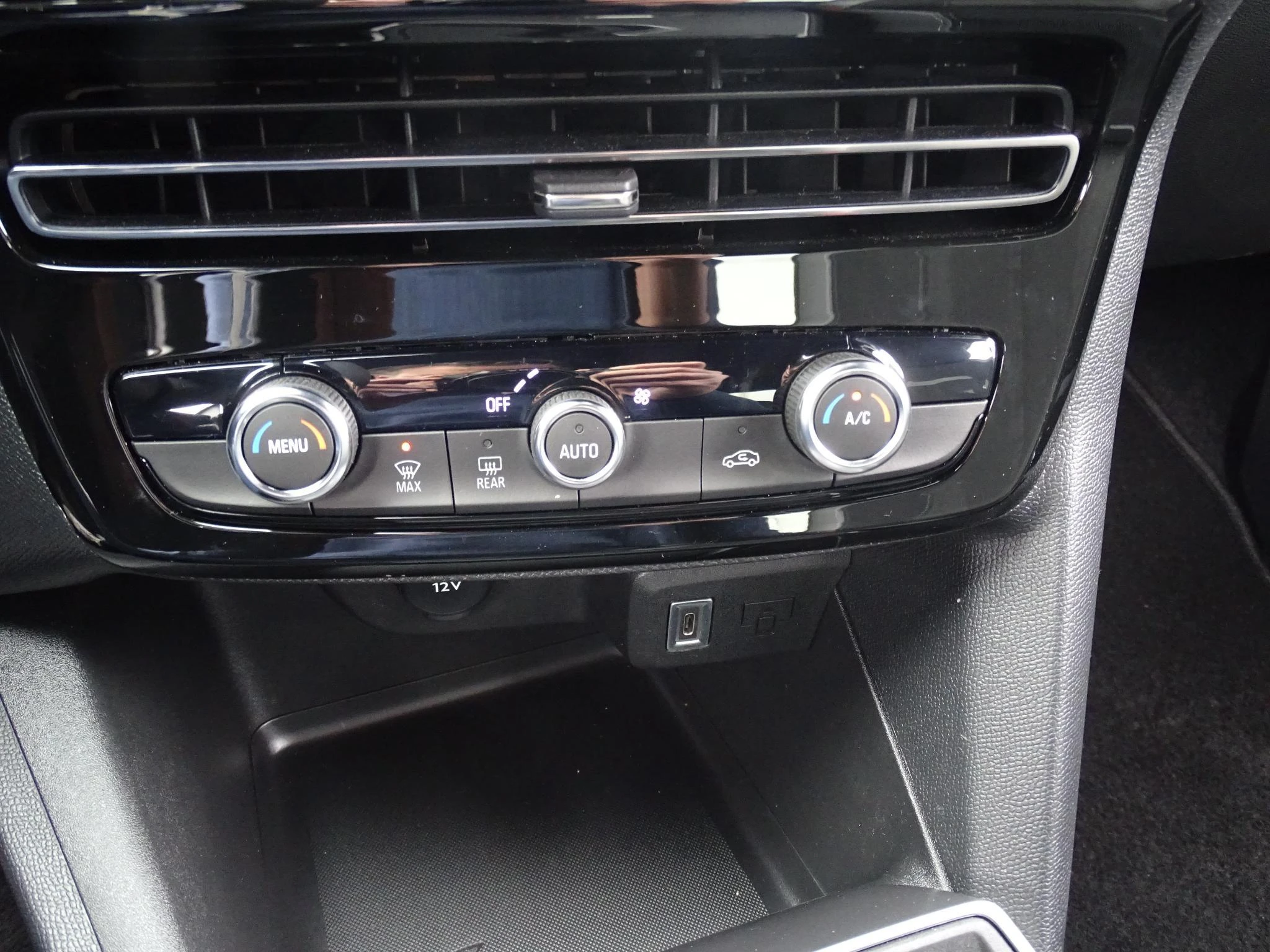 Opel-Mokka-image-21