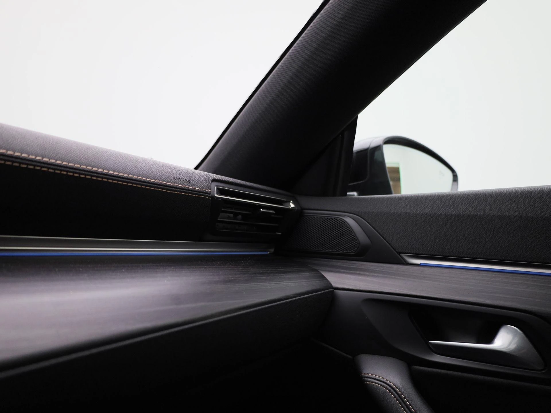 Peugeot-508-image-27