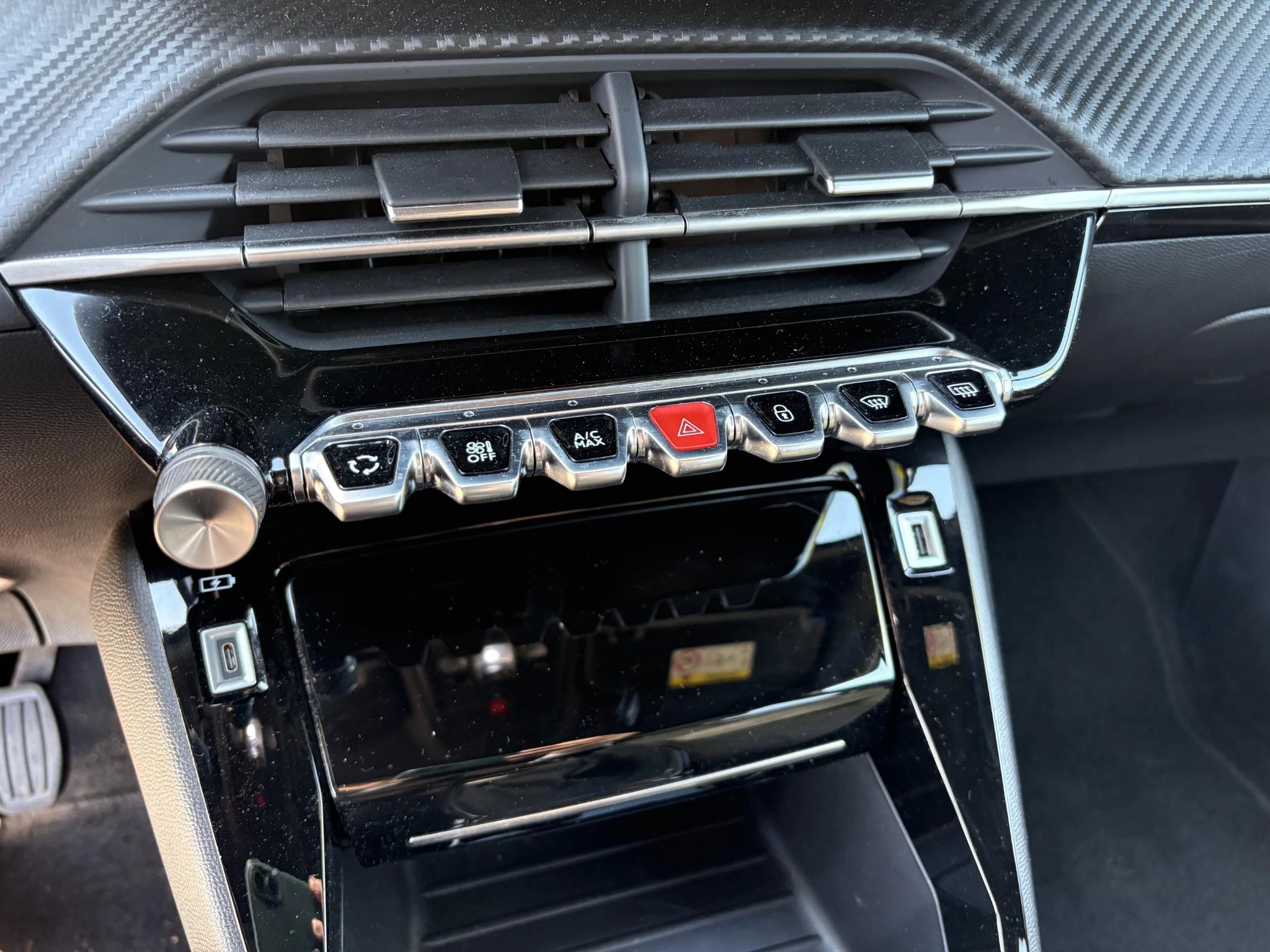 Peugeot-2008-image-14