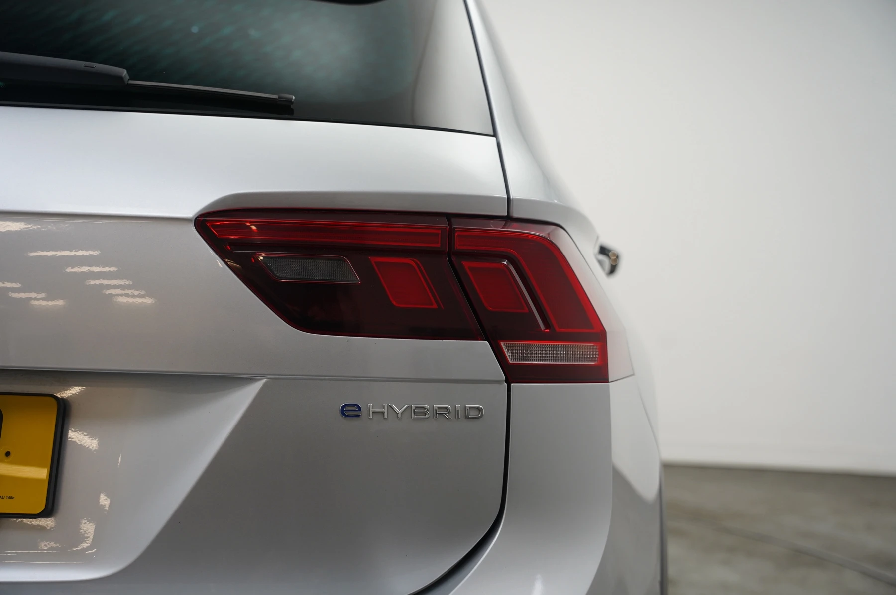 Volkswagen-Tiguan-image-29