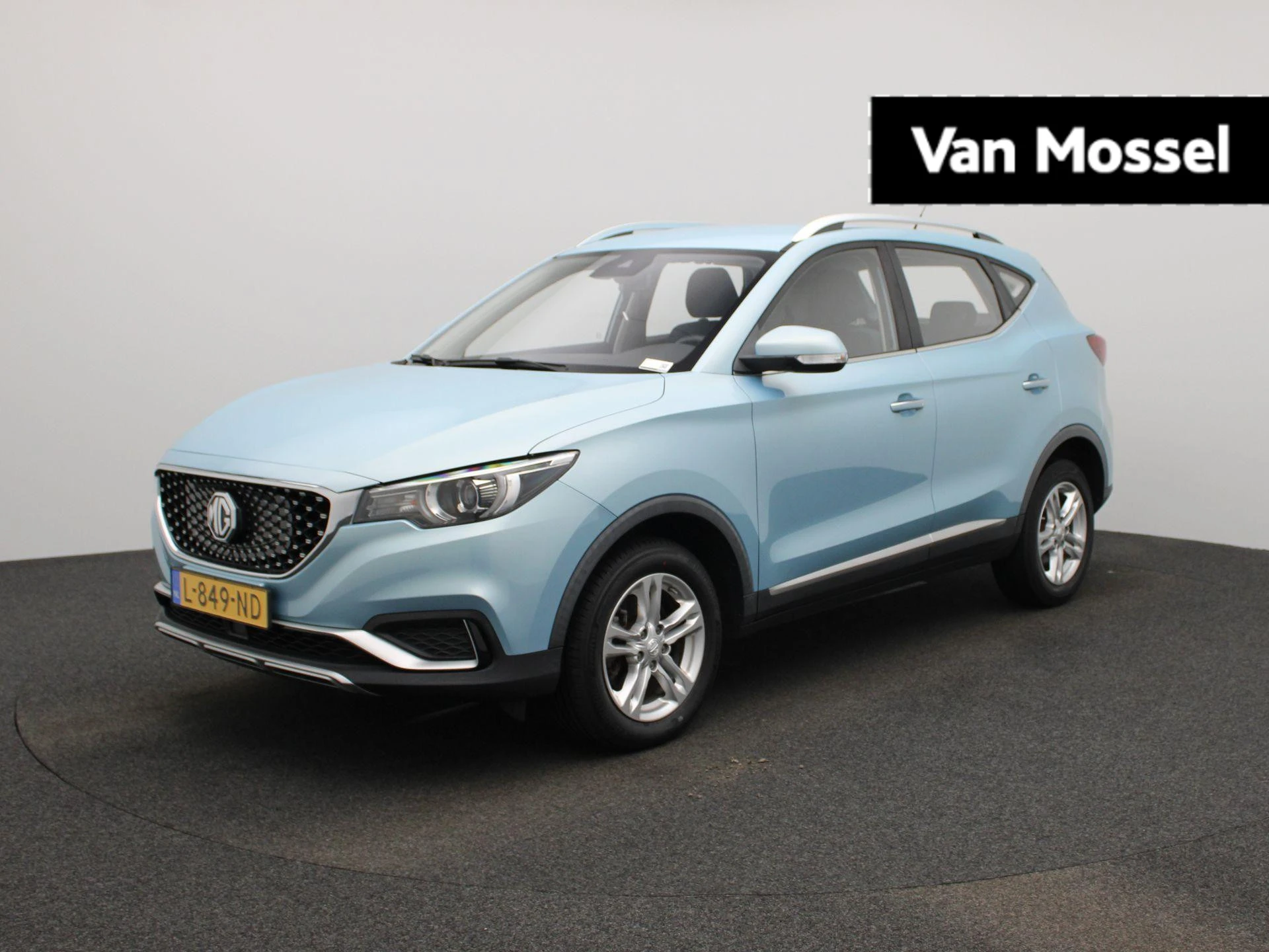 MG-ZS EV-image-0