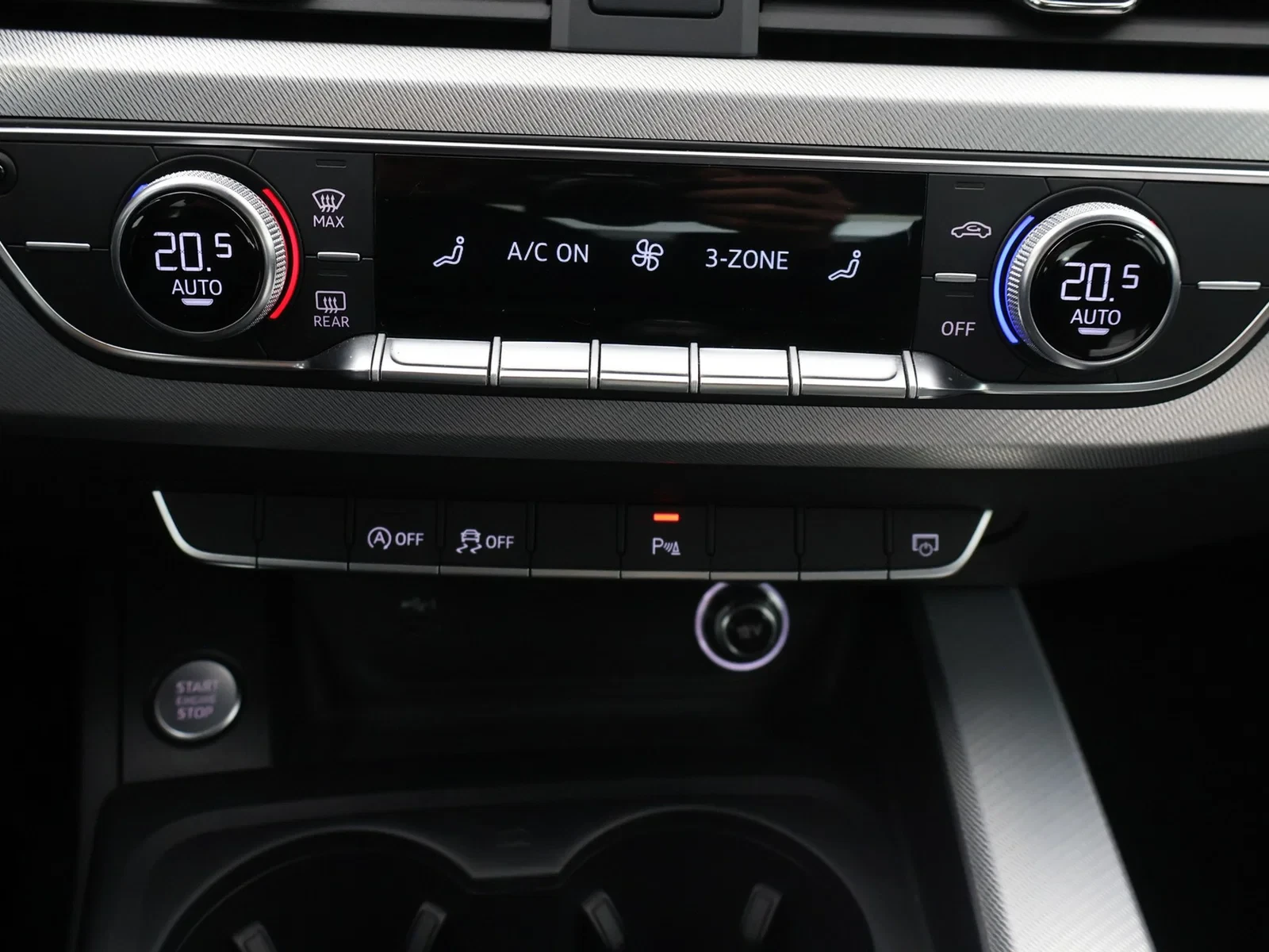 Audi A4 Sedan 35TFSI Sport *VIRTUAL COCKPIT*CRUISE CONTROL*NAVI*BLTH*PDC*DAB RADIO*...*