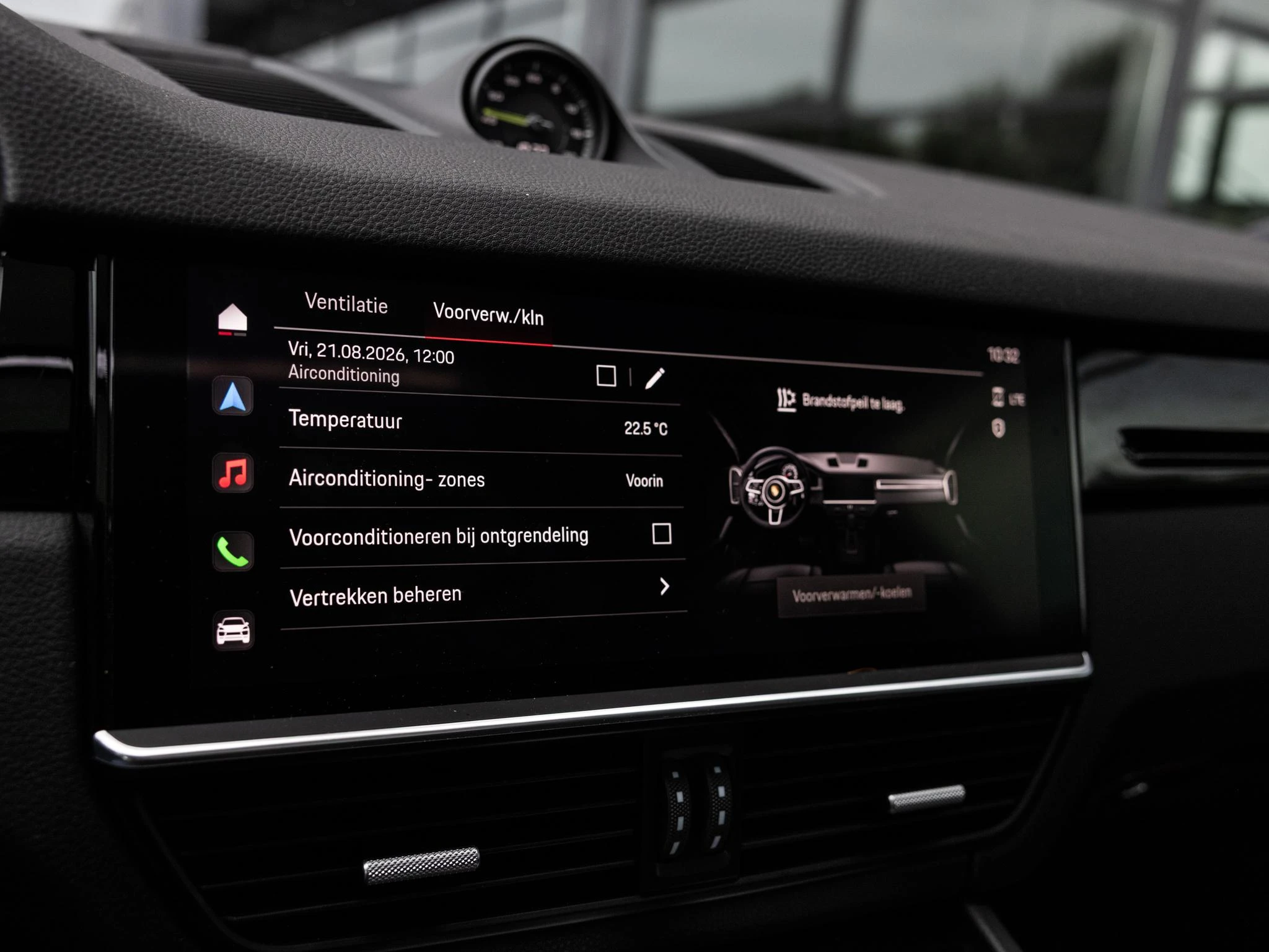Porsche-Cayenne-image-50