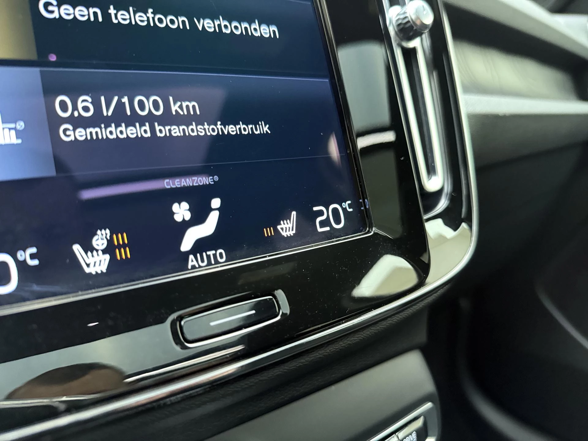 Volvo-XC40-image-25