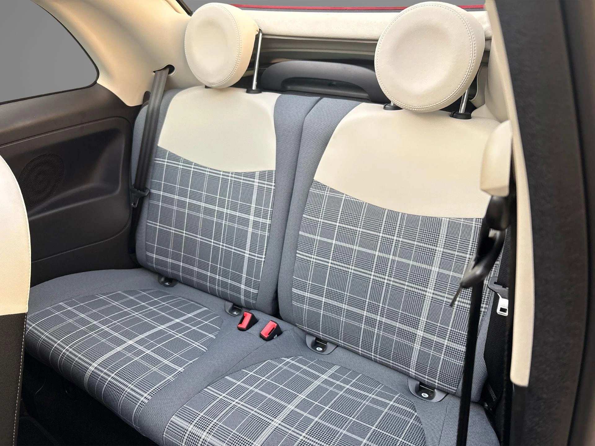 Fiat-500C-image-6