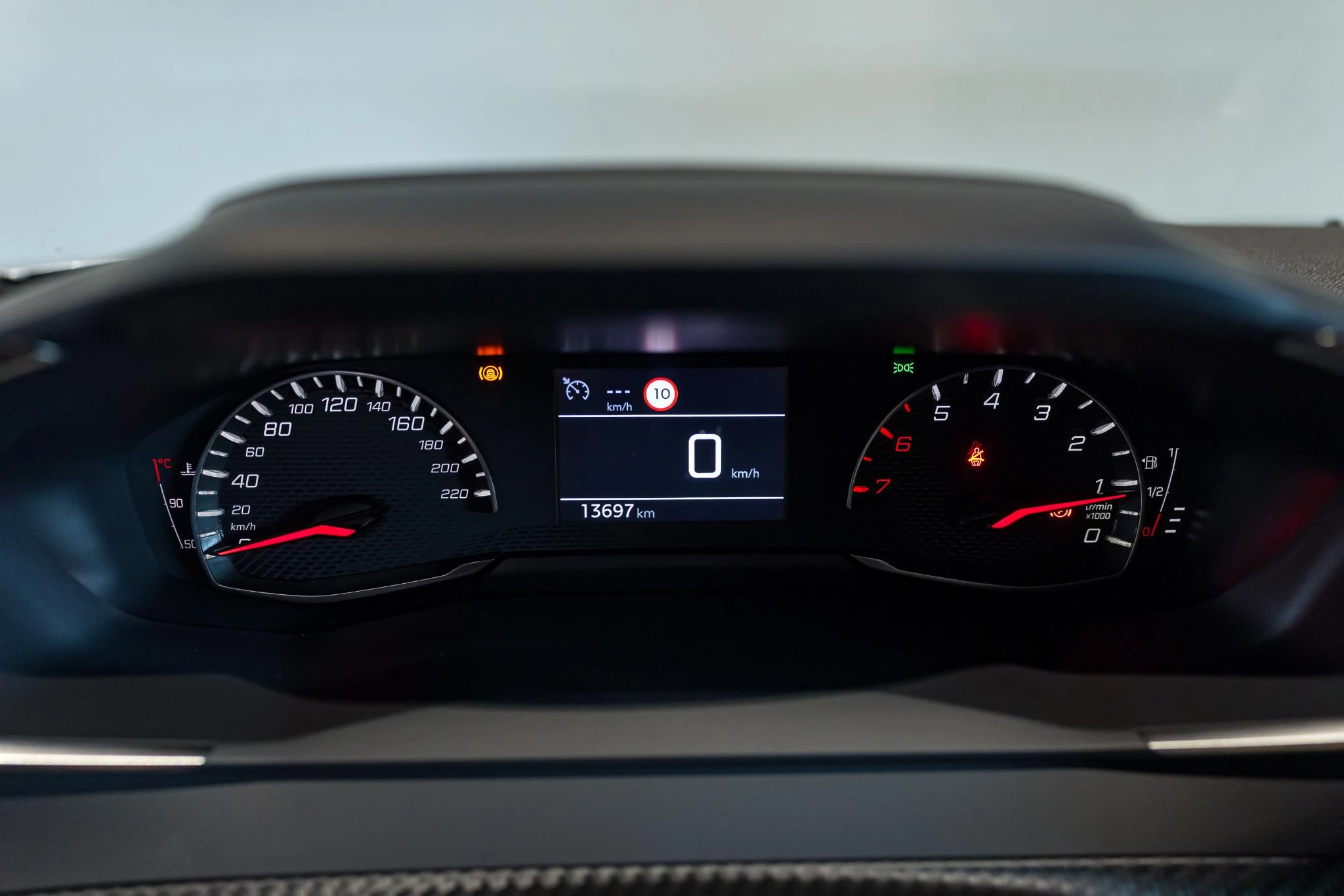Peugeot-2008-image-22