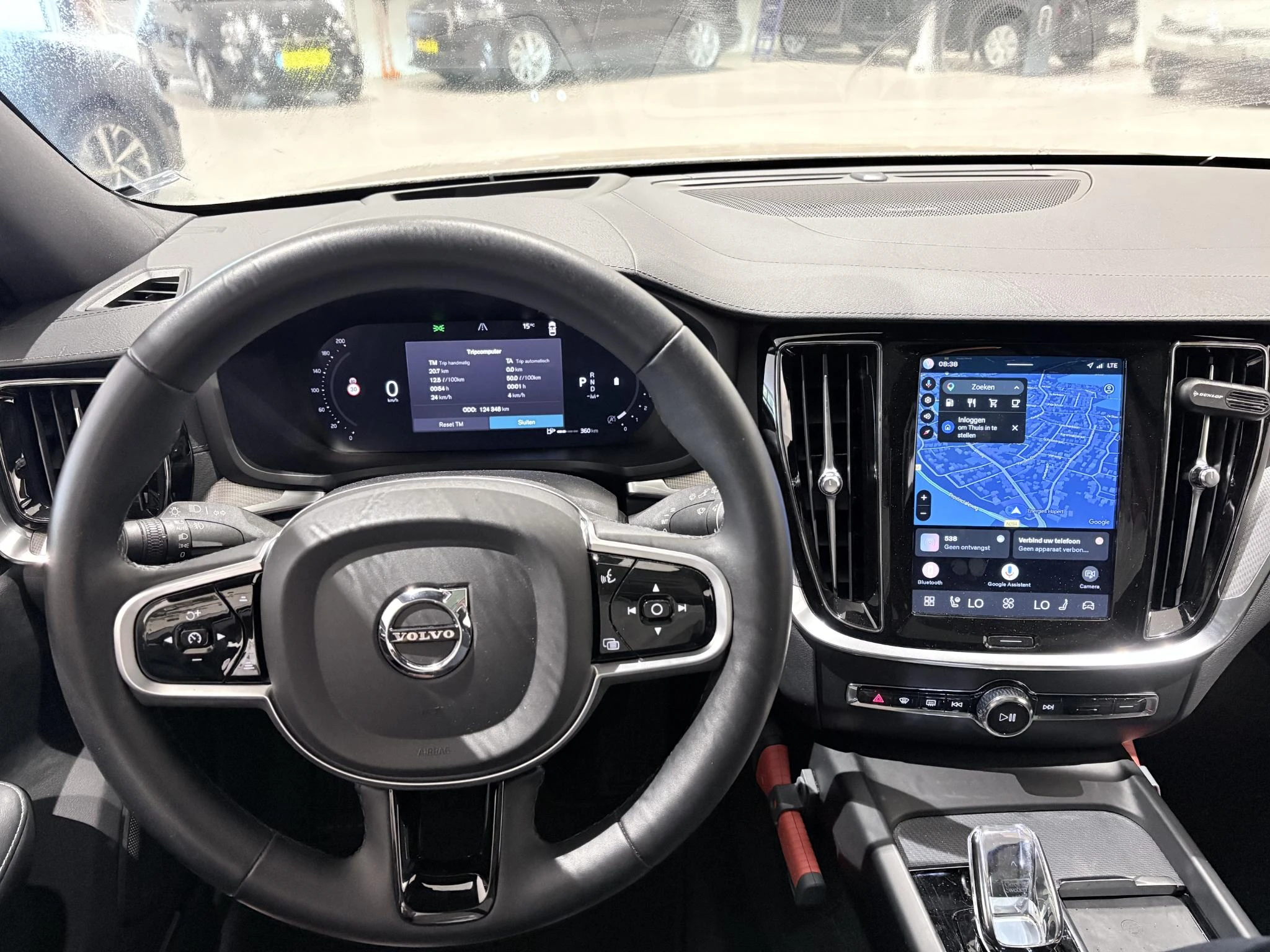 Volvo-V60-image-13